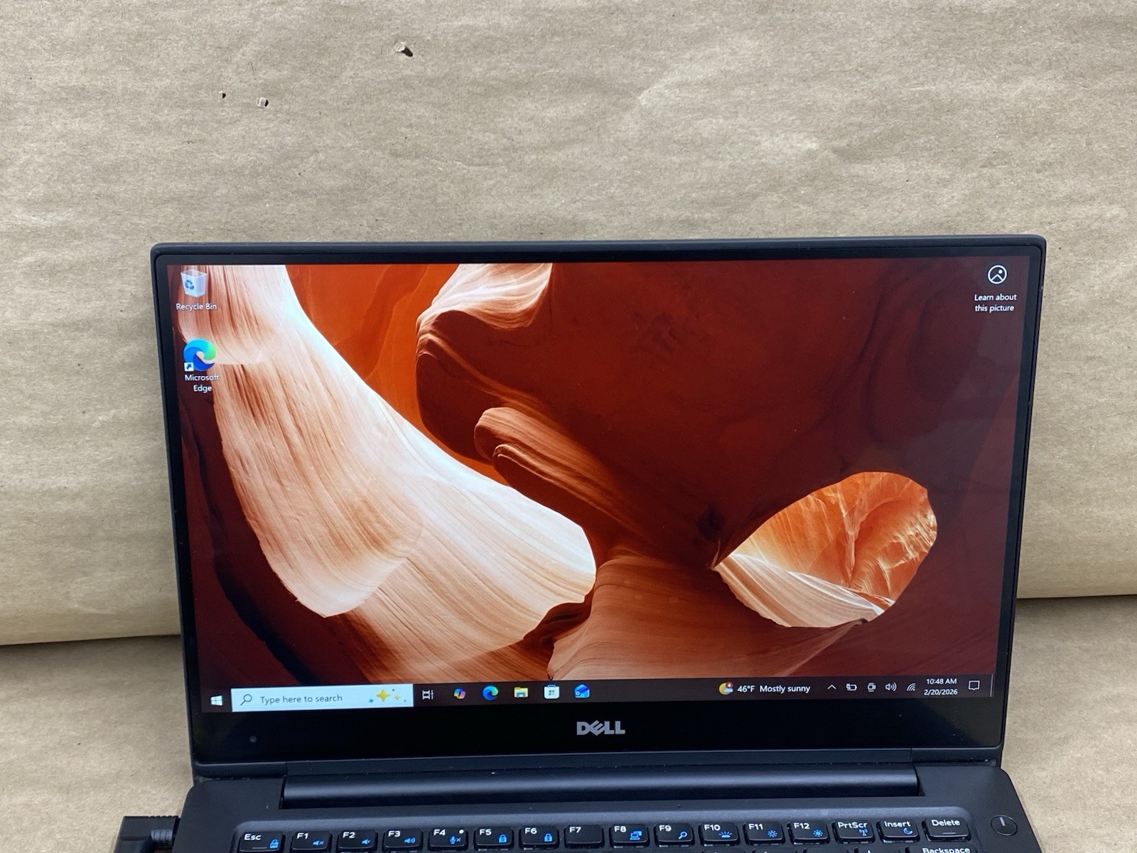 Dell Latitude 7370 – 13.5″ QHD – Touch – m7-6Y75 – 8GB – 256 – Win 10 – READ