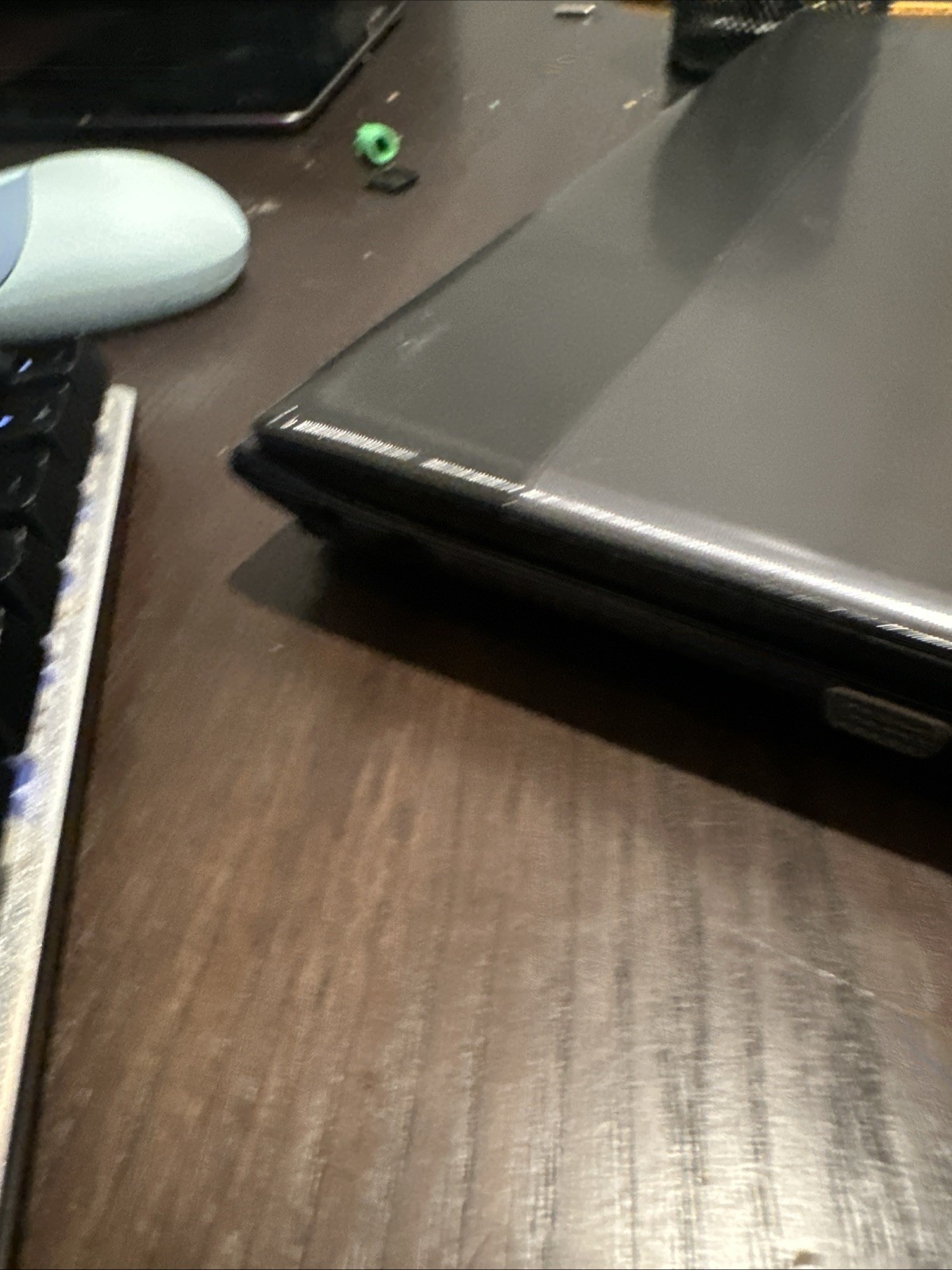 Samsung NP300e4c Laptop no HDD or RAM sticks