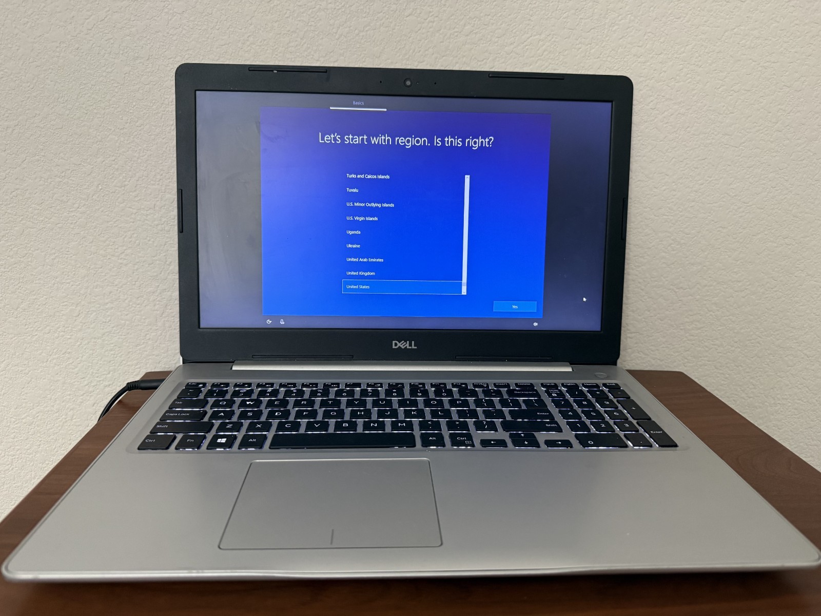 Dell Inspiron 5575 Laptop | AMD Ryzen 5 2500U | 8GB RAM | Radeon Vega | 15.6″