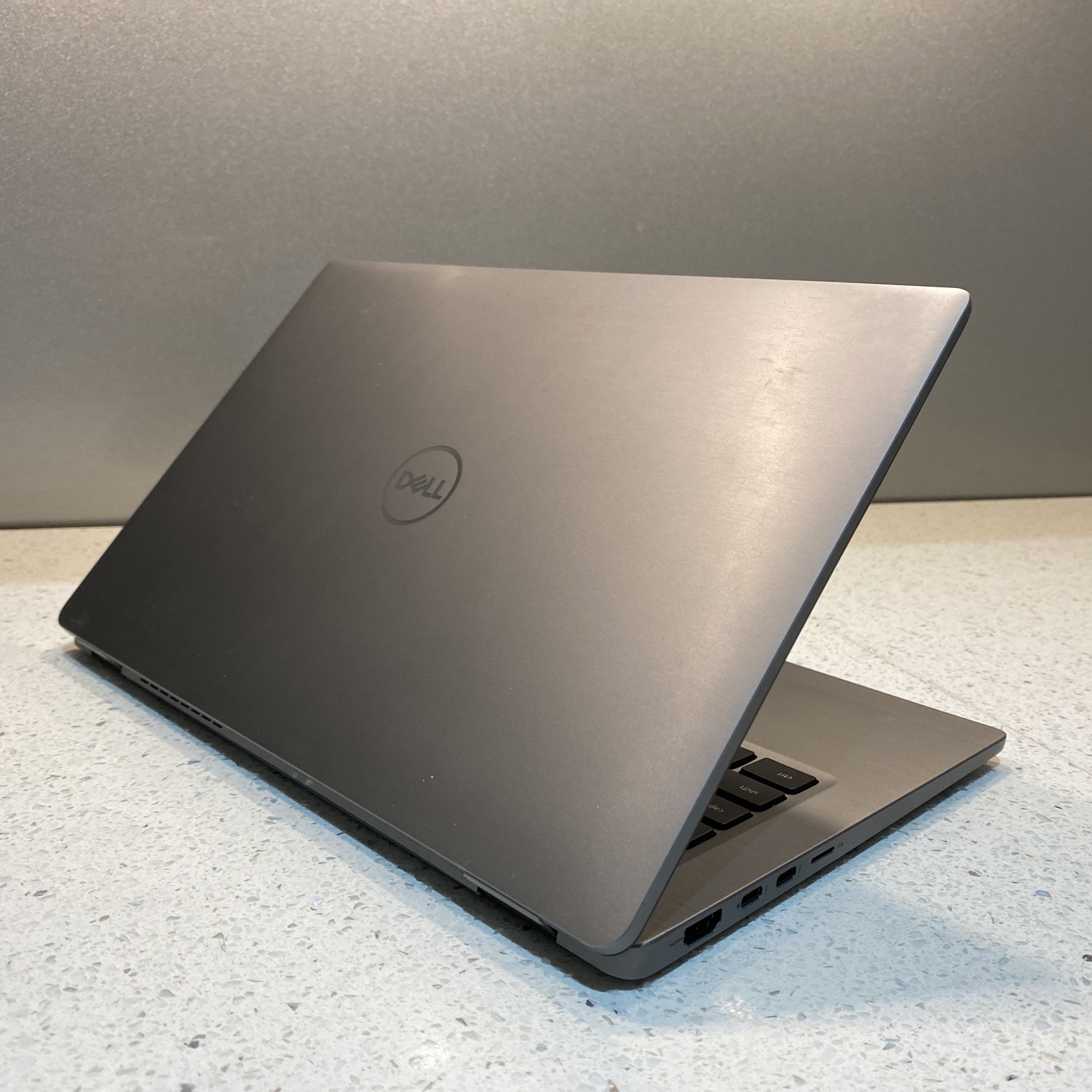Dell Latitude 7410 Intel i7 10610U 1.80GHz 8GB RAM 256GB SSD 14″ Inch Like NEW
