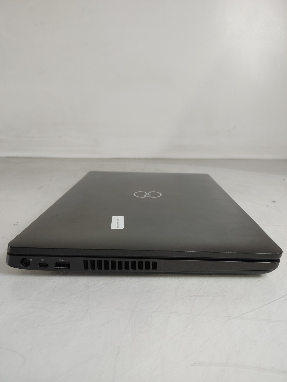 Dell Latitude 5500 Core i5-8265U 1.60 GHz 8 GB DDR4 No HDD