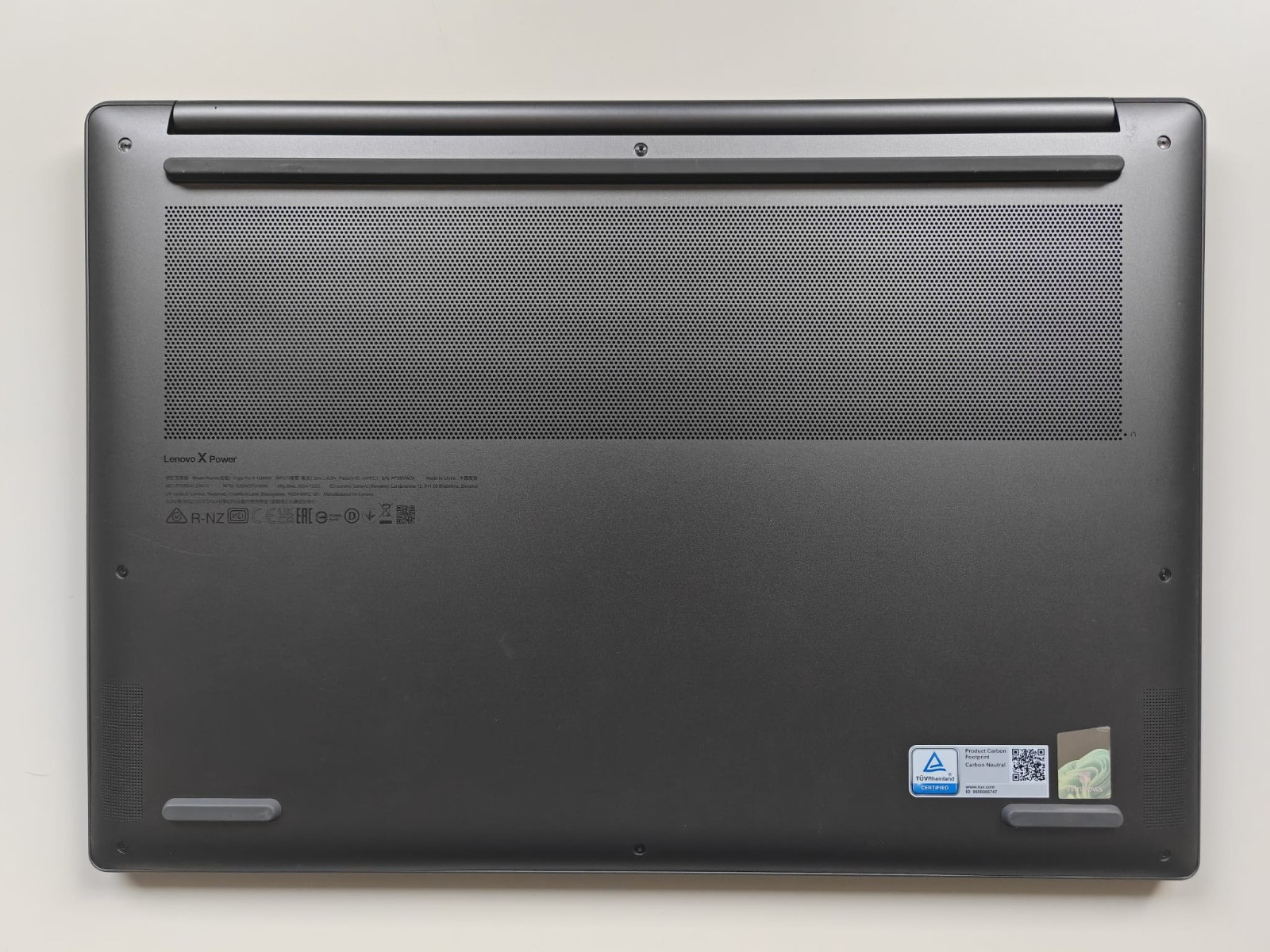 Lenovo Yoga Pro 9i 16″ | Ultra 9 185H | RTX 4070 8GB | 64GB RAM | 5TB SSD