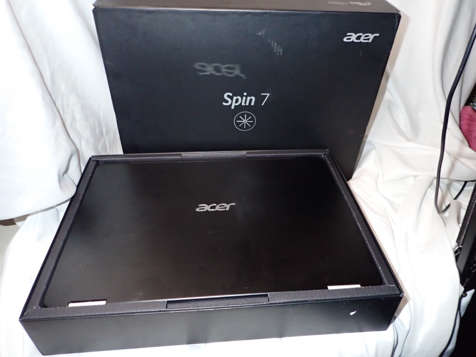 Acer Spin 714 14 Touchscreen Convertible Laptop Tablet Intel i7 8GB 256GB Win 10