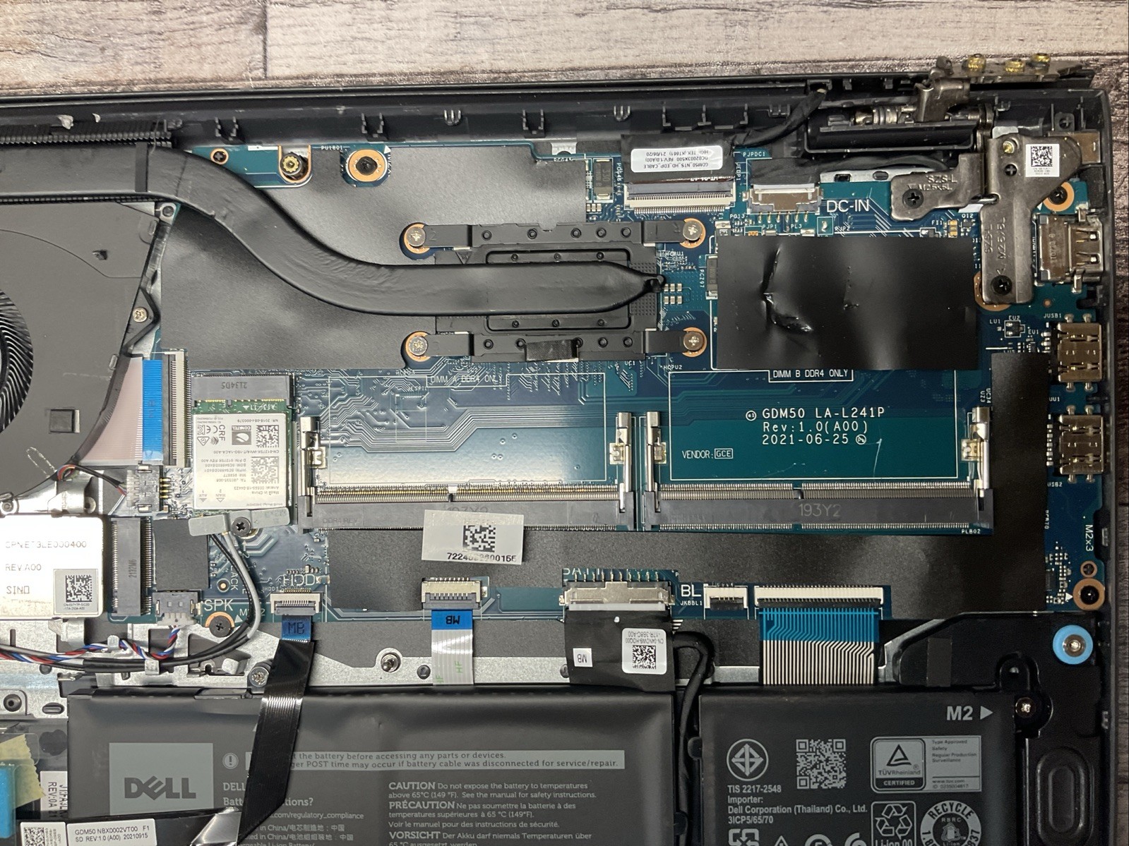 Dell Vostro 15 3510 / Intel Core i5 11th Gen / BIOS Unlocked / Parts Repair / O5
