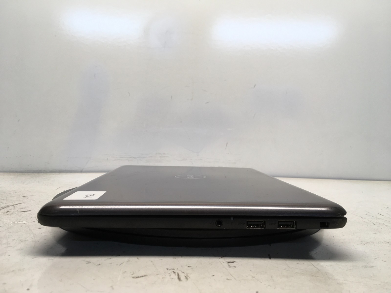 Dell Latitude 3380 Intel i5-7200U 2.5GHz 4 GB NO HDD BIOS Locked