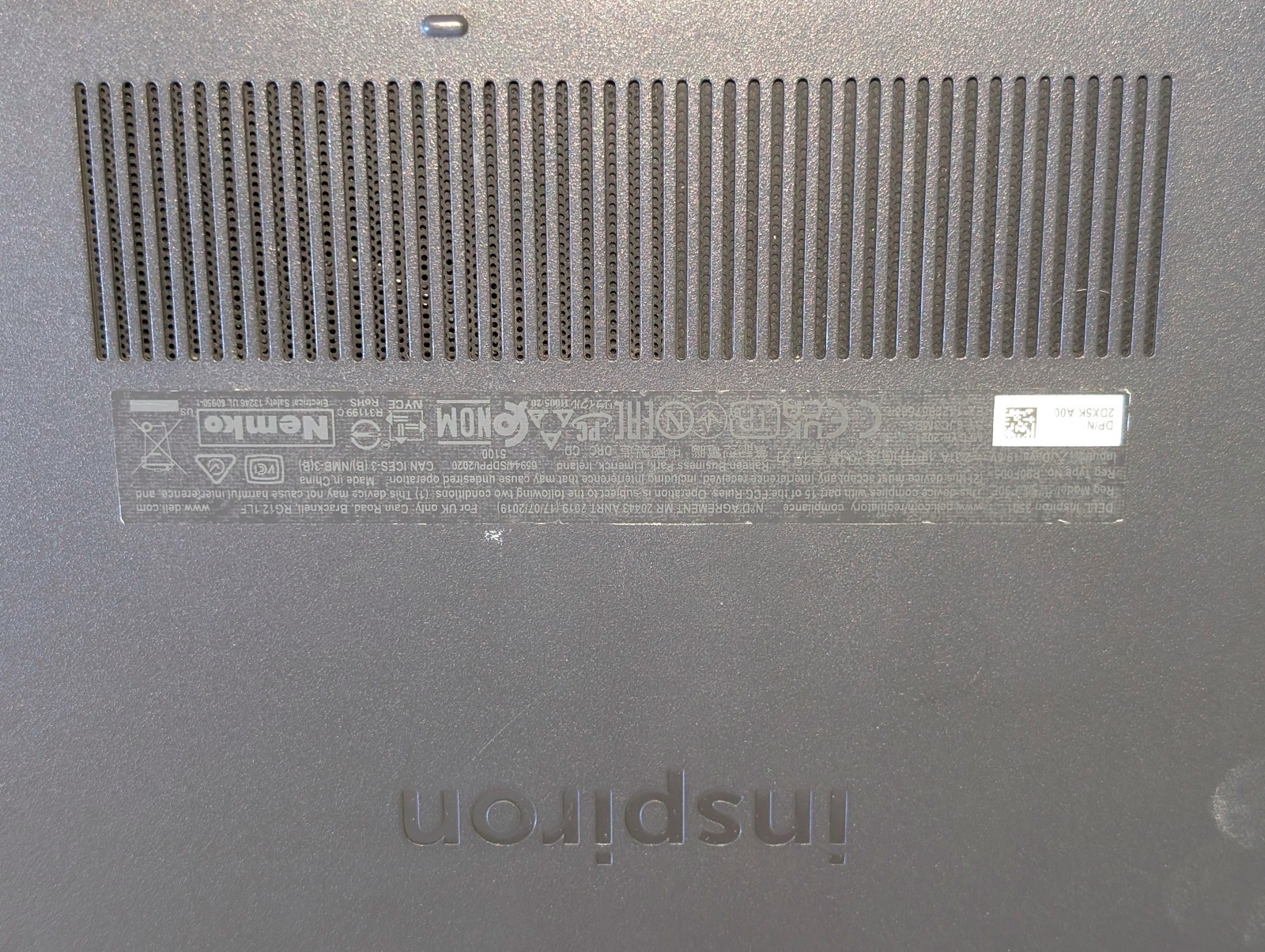 Dell Inspiron 15 3000 15.6”; NO SSD Intel i5-1135G7 2.4GHz NO RAM; bad battery*