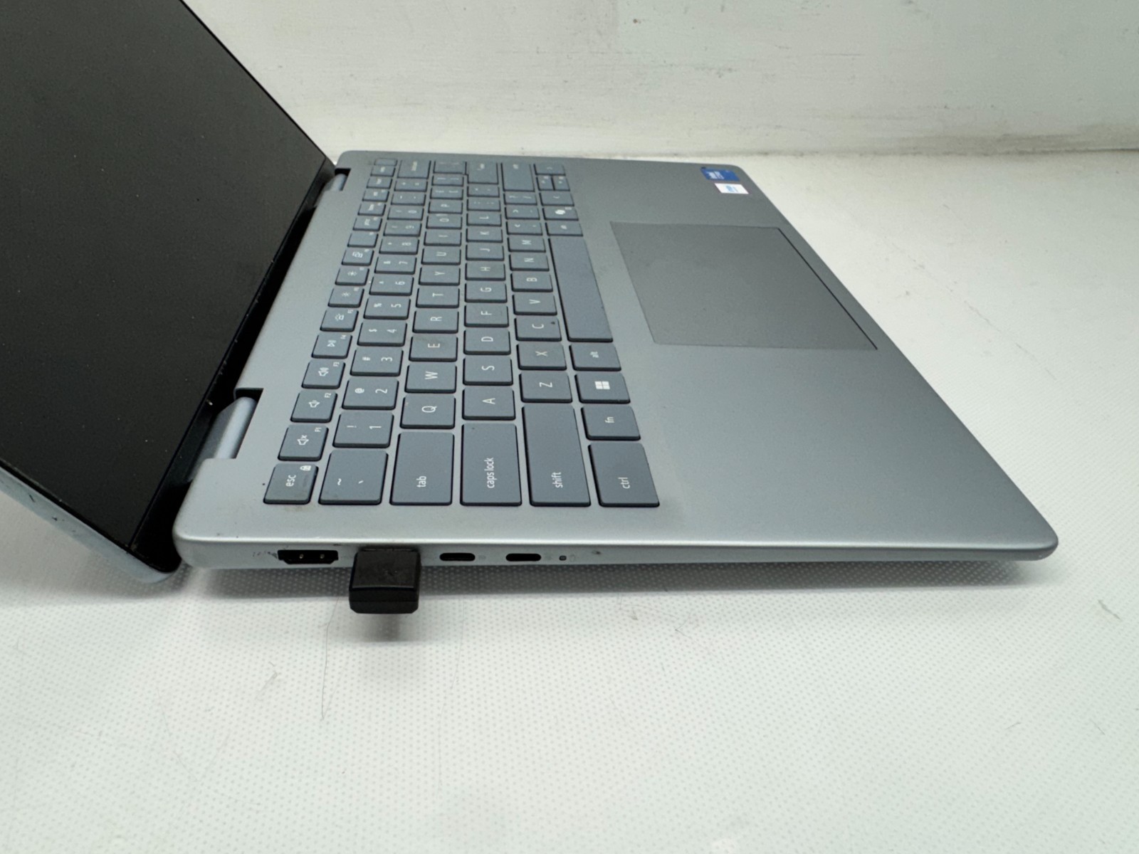 Dell inspiron 7440 2-in-1 14″ Laptop Core 7 150U@1.80GHz 16GB 256GB Win11 *READ*