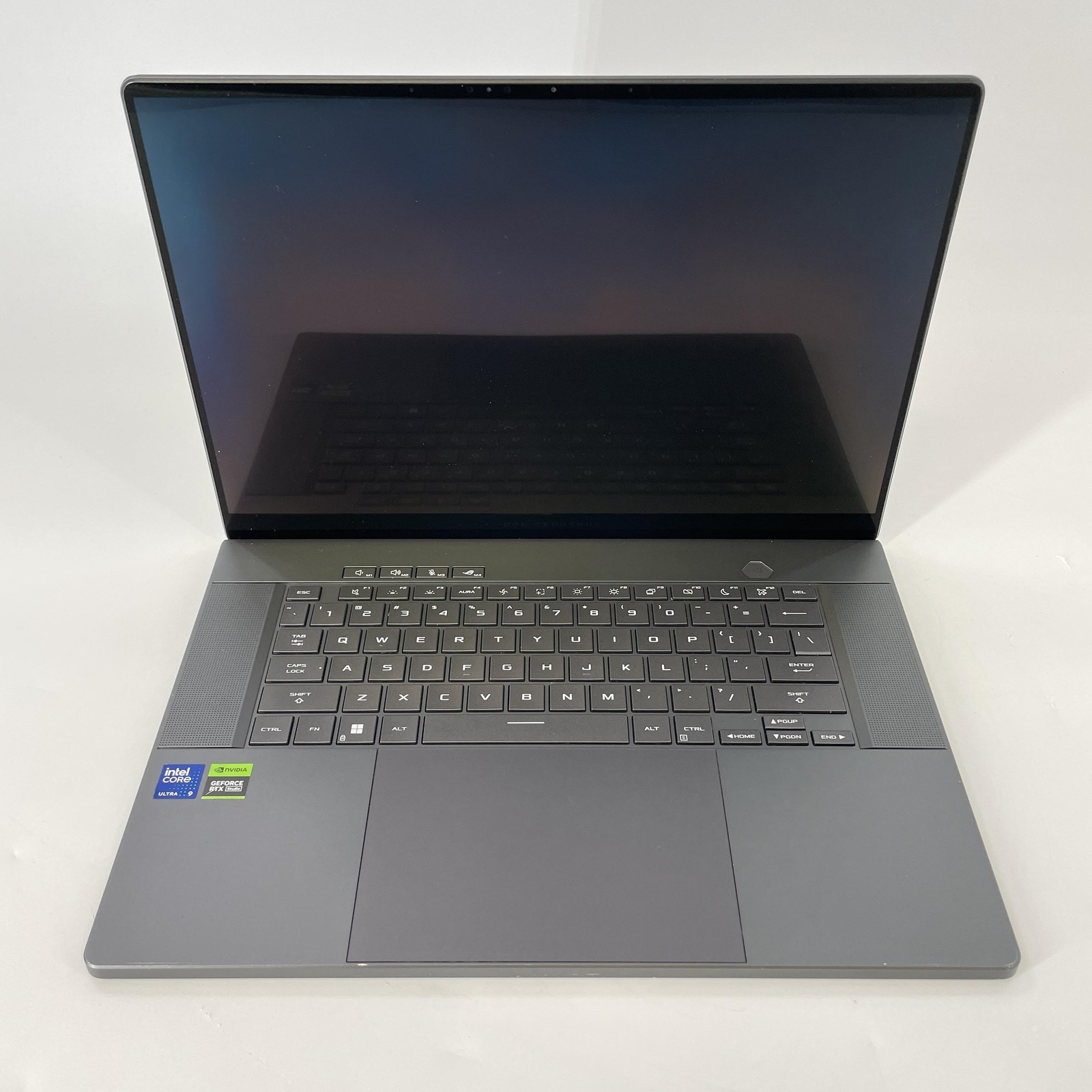 Asus ROG Zephyrus G16 GU605 QHD+ Ultra 9 185H 16GB 1TB RTX 4070 -1 BAD USB PORT