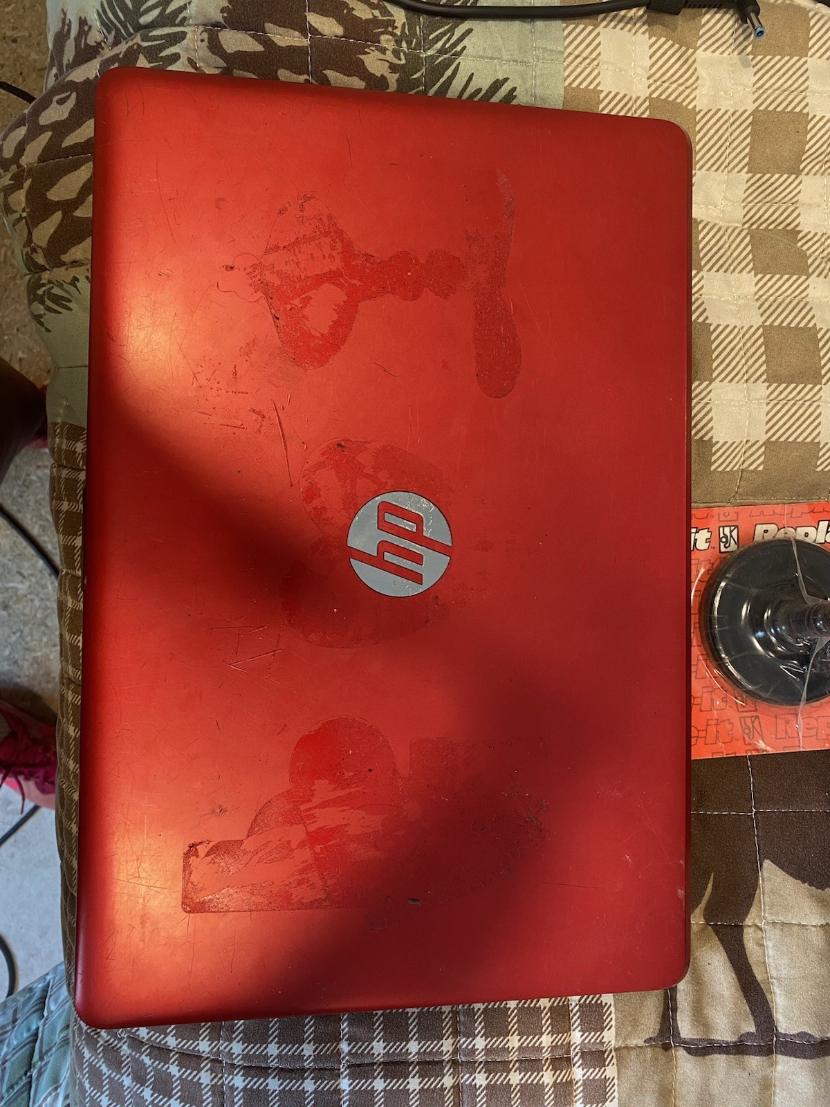 HP Notebook Laptop 3168NGW Model – Works- Turns On- Loads And Loads- For Parts