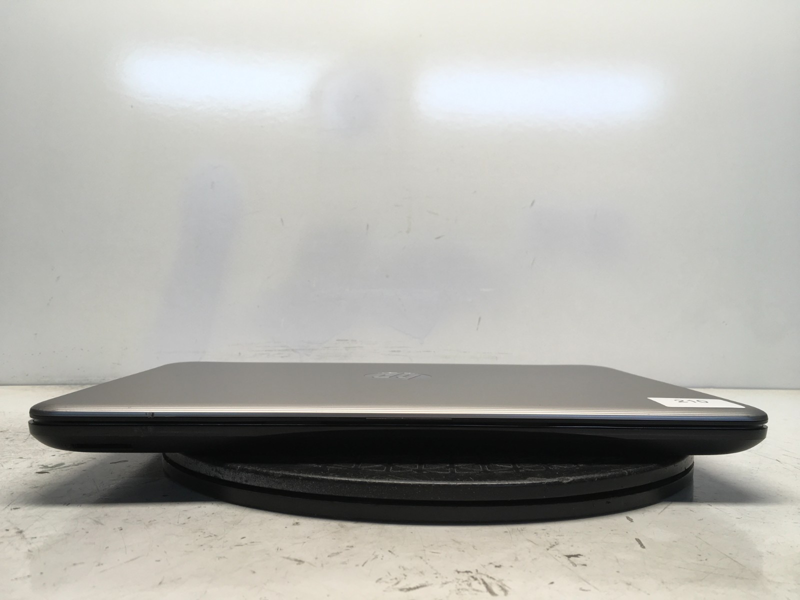 HP 14-AN013NR AMD E2-7110 4 GB NO HDD