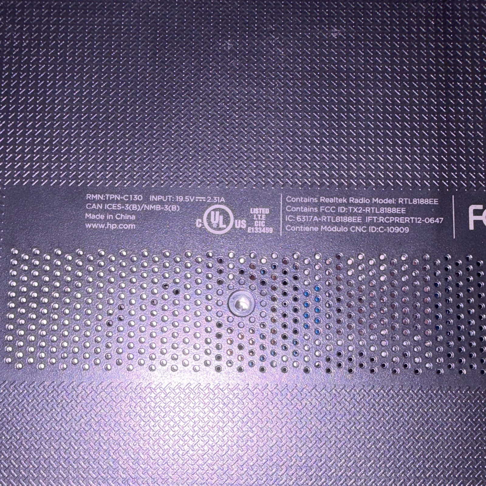 HP Notebook 15-bw075nr 15.6″ AMD A9 8GB 1TB HDD Win10 Radeon R5 Wi-Fi