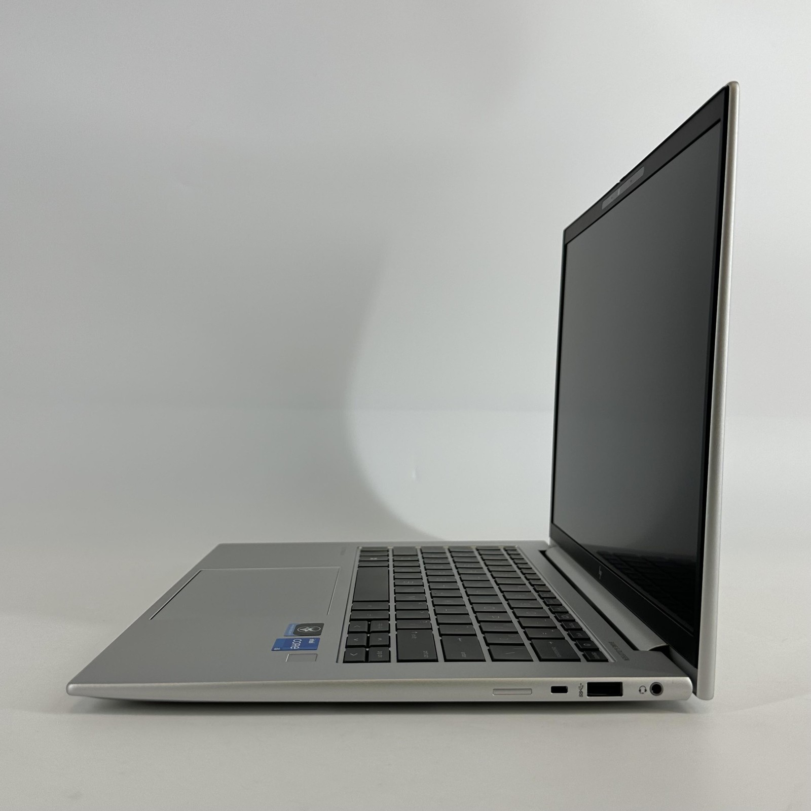 HP Elitebook 840 G10 14 Silver FHD+ 1.3 GHz i5-1335U 16GB 512GB SSD Excellent