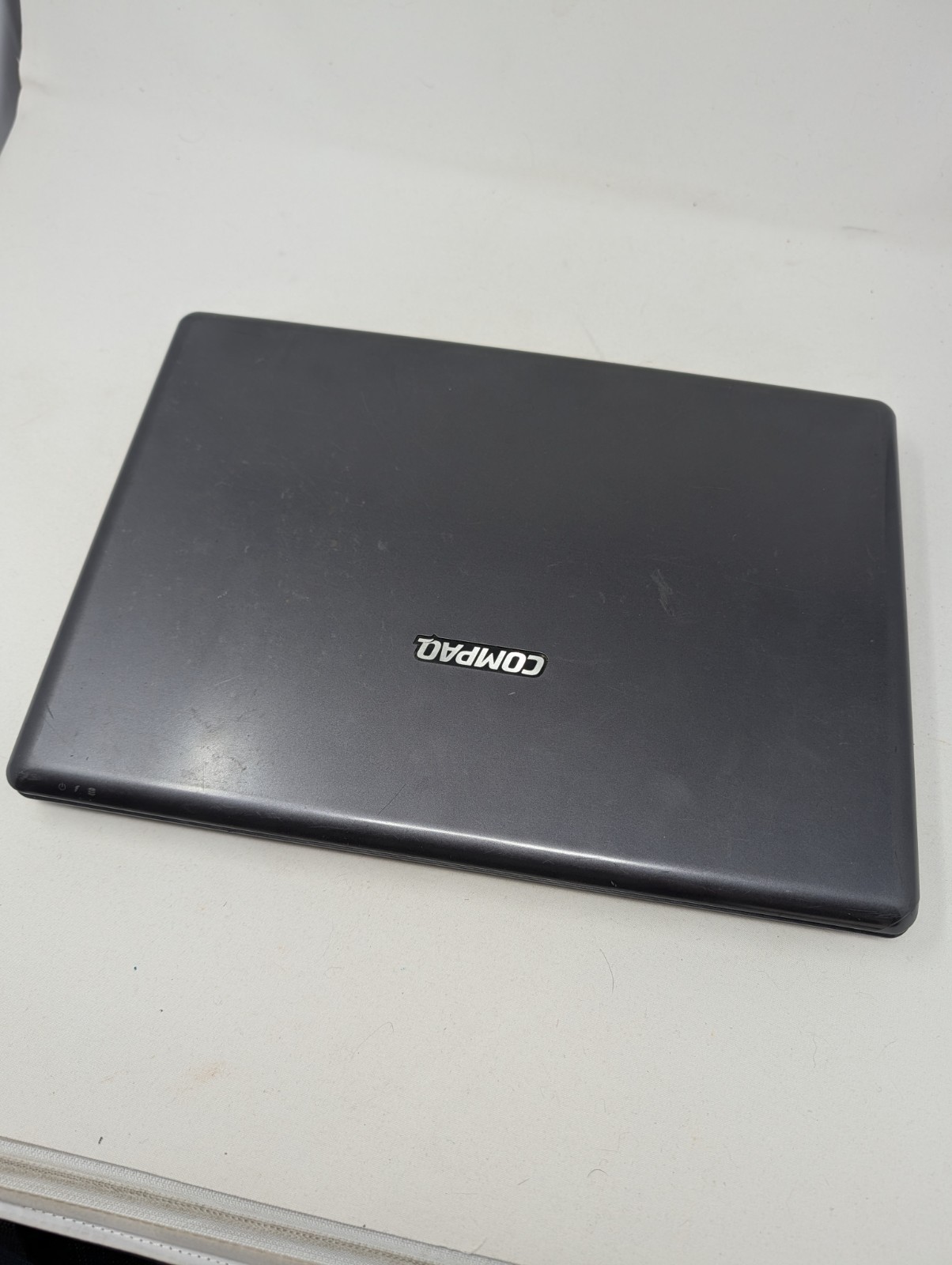 Compaq Presario V6000 AMD Sempron NVidia Grapjics NO HDD Untested Parts Repair