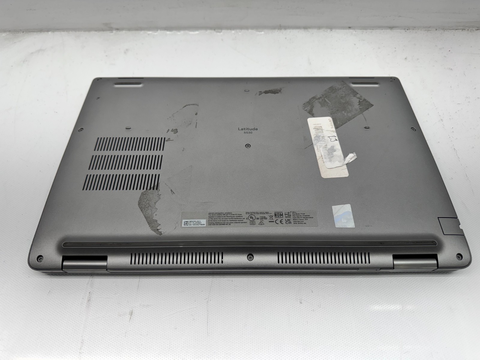 Dell Latitude 5530 Intel i7-1265U@1.8Ghz 16GB RAM 256G SSD MX550 W/AC*READ*