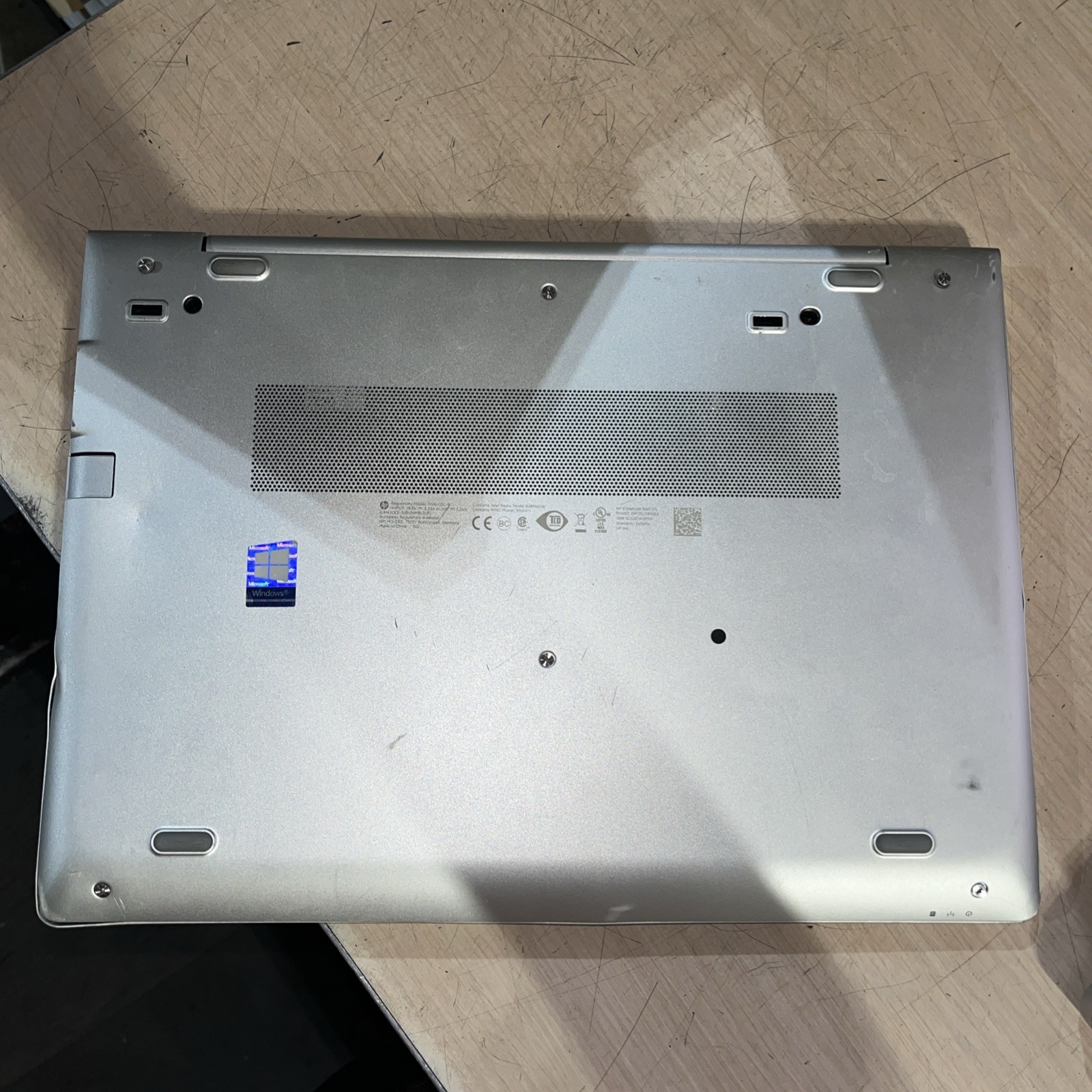HP ELITEBOOK 840 G5 INTEL CORE I7-8550U 1.80GHZ 8GB RAM NO HD