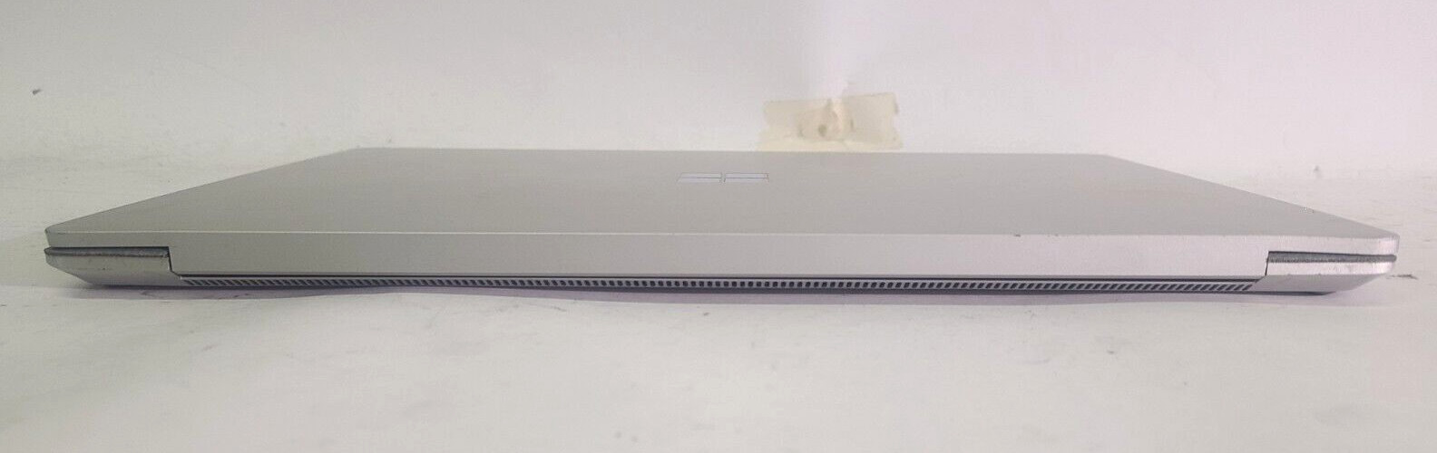 Microsoft Surface Laptop 1769 13.5″ i5-7200U 4GB RAM 128GB SSD Win 10 Pro