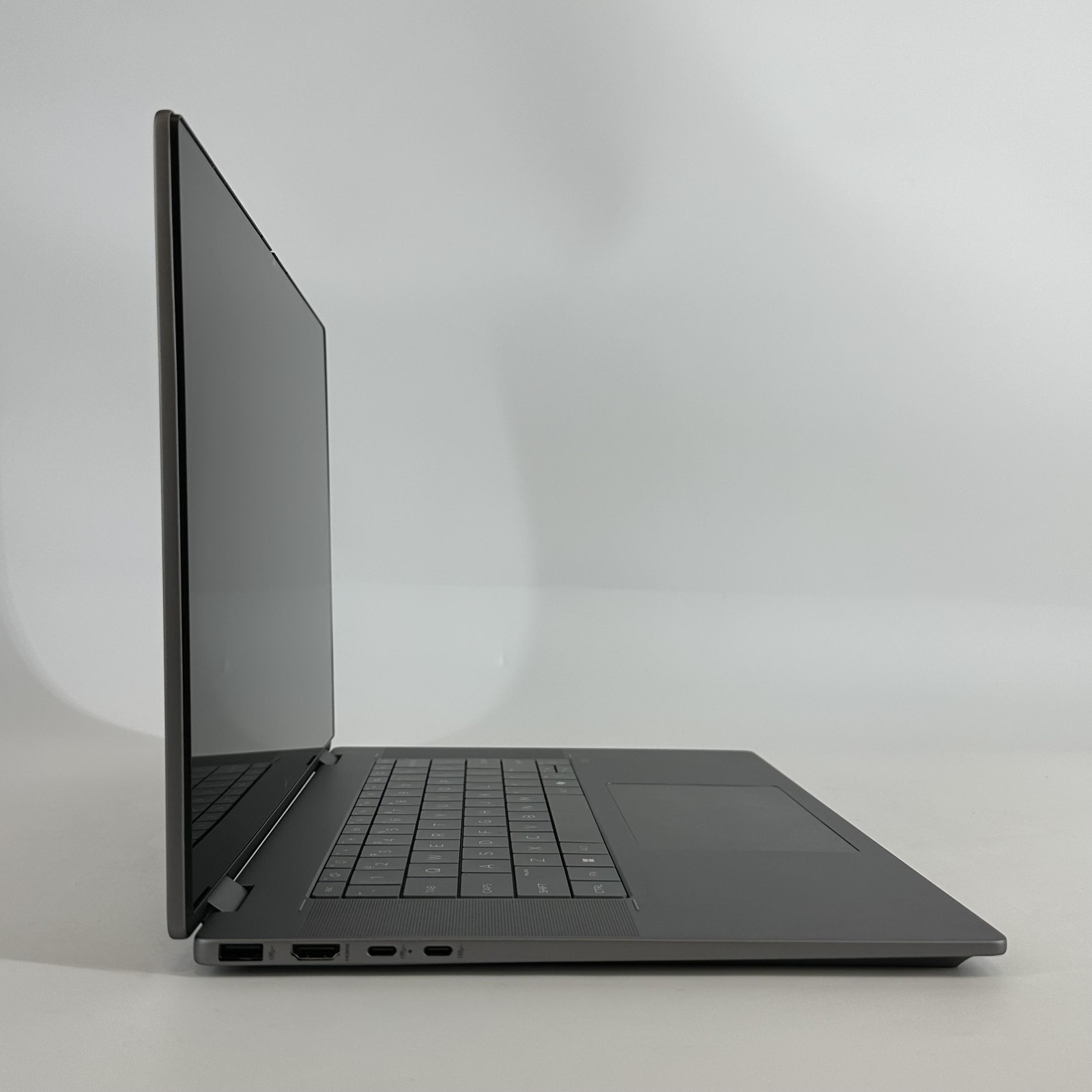 HP OmniBook X Flip 16 2K TOUCH 2.0 GHz Ryzen AI 5 340 16GB 512GB SSD Very Good
