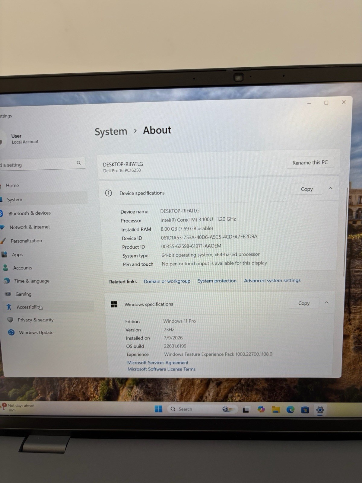 Dell Pro 16 PC16250 16″ 256 GB SSD 8 GB RAM Intel Core 3 100U Windows 11 Pro