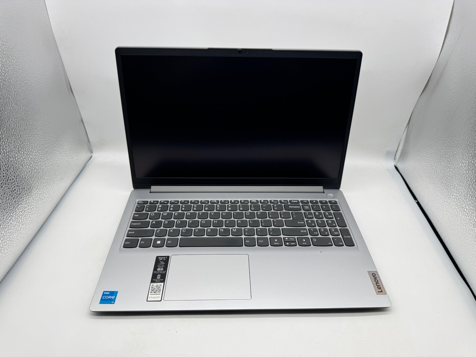 Lenovo Ideapad 1 15IAU7 15.6″ Touch laptop Intel Core i3 256GB 8GB 82QD00DHUS