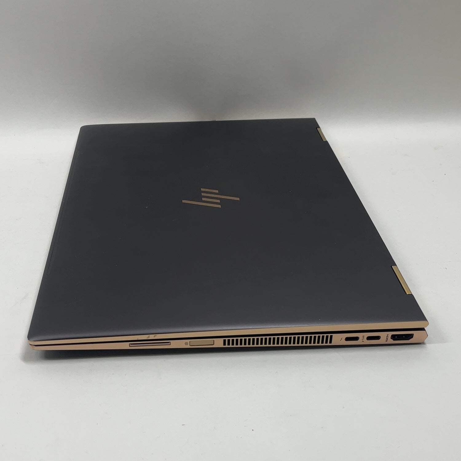 HP Spectre x360 15.6″ i7-8550U 2.0GHz 16GB RAM 256GB SSD GeForce MX150