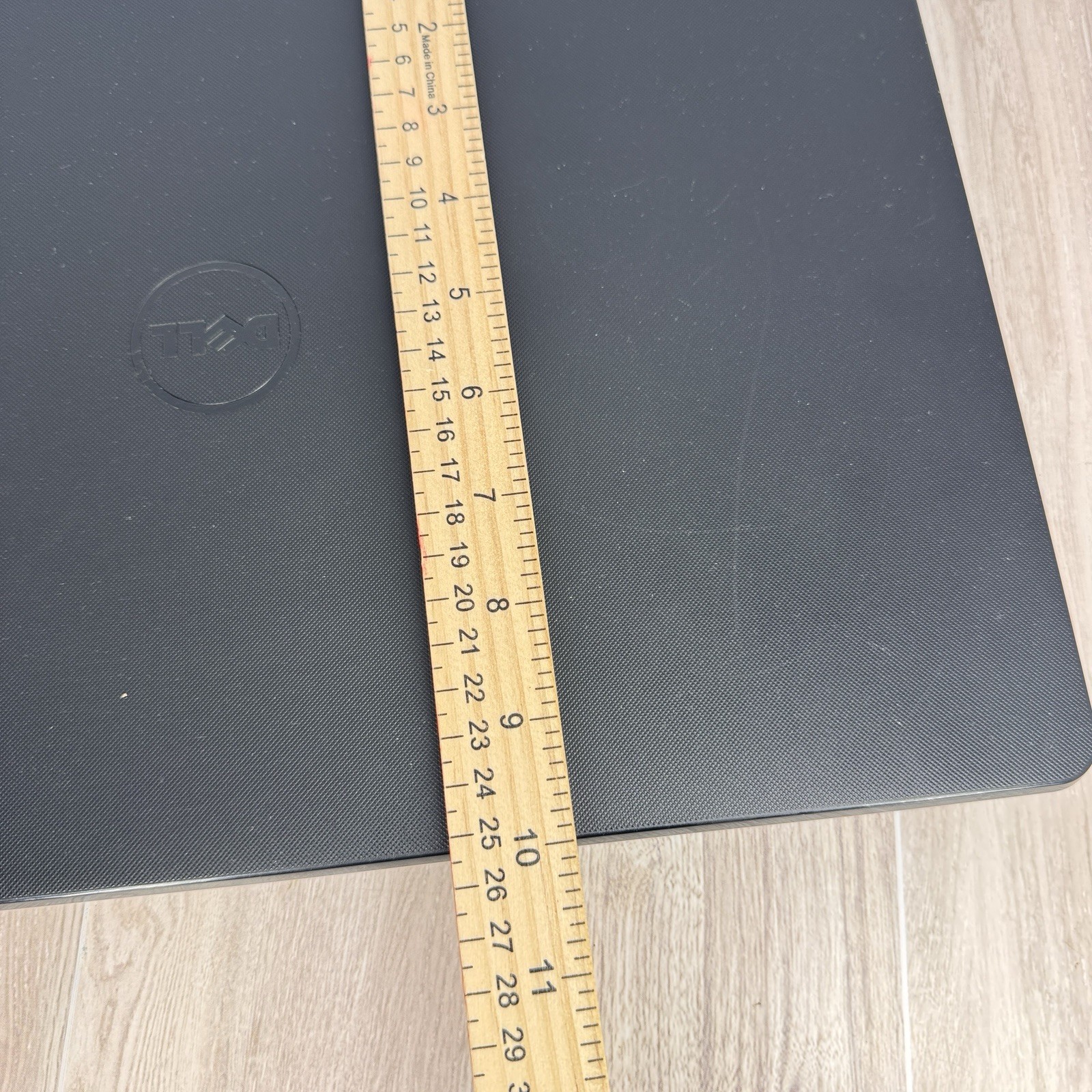 Dell Inspiron 15 3558 Laptop 15.6 i3 5th Gen 1TB Windows 10 Charger READ