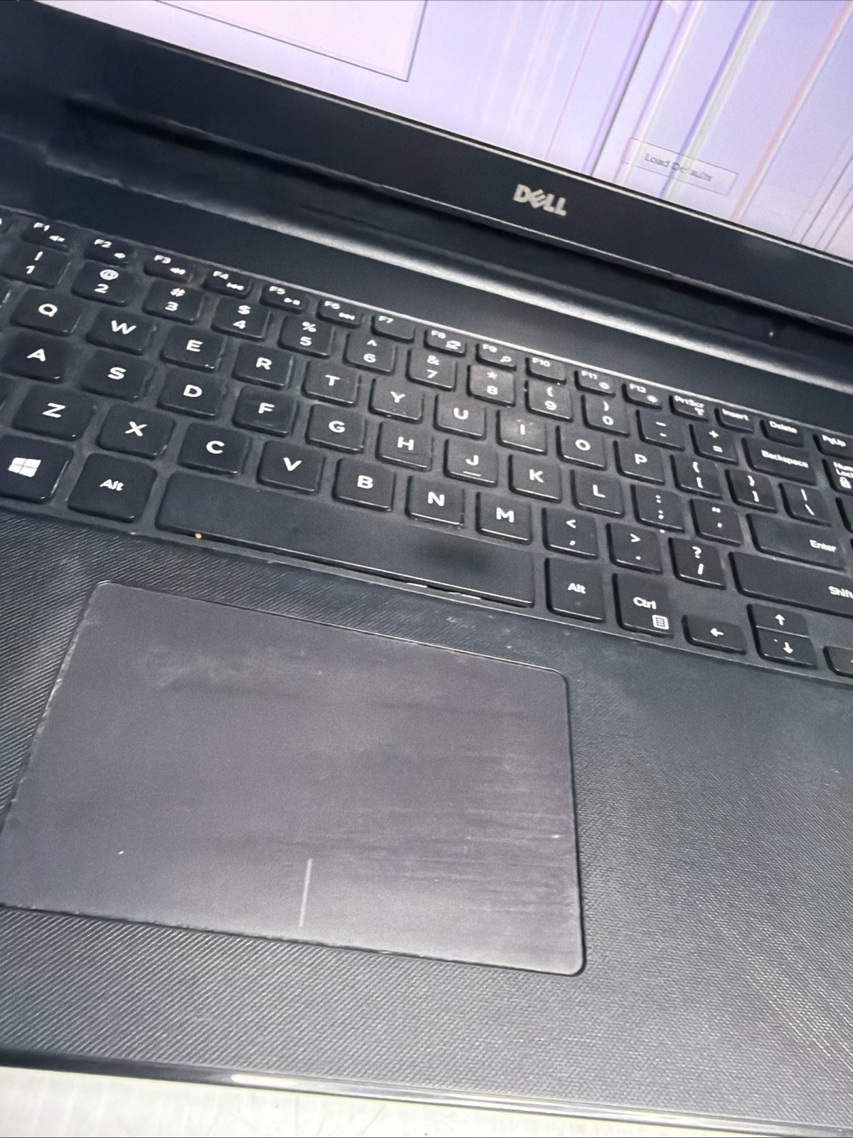 Dell Inspiron 3558 15″ Laptop i3-5015u 4gb Ram No Drives Boots Bios