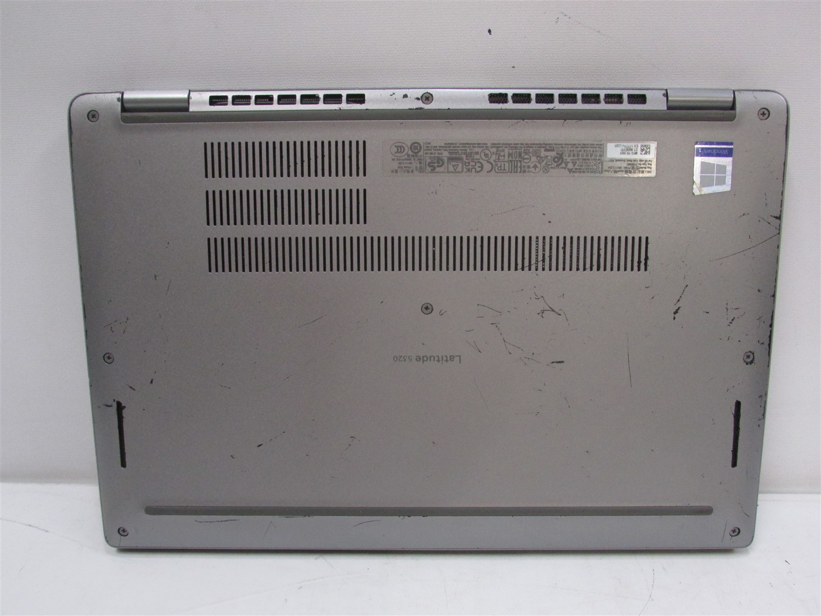 Dell Latitude 5320 i5-1135G7 2.4GHz 16GB RAM 256GB NVME 13.3″ W11 Pro COSM WEAR