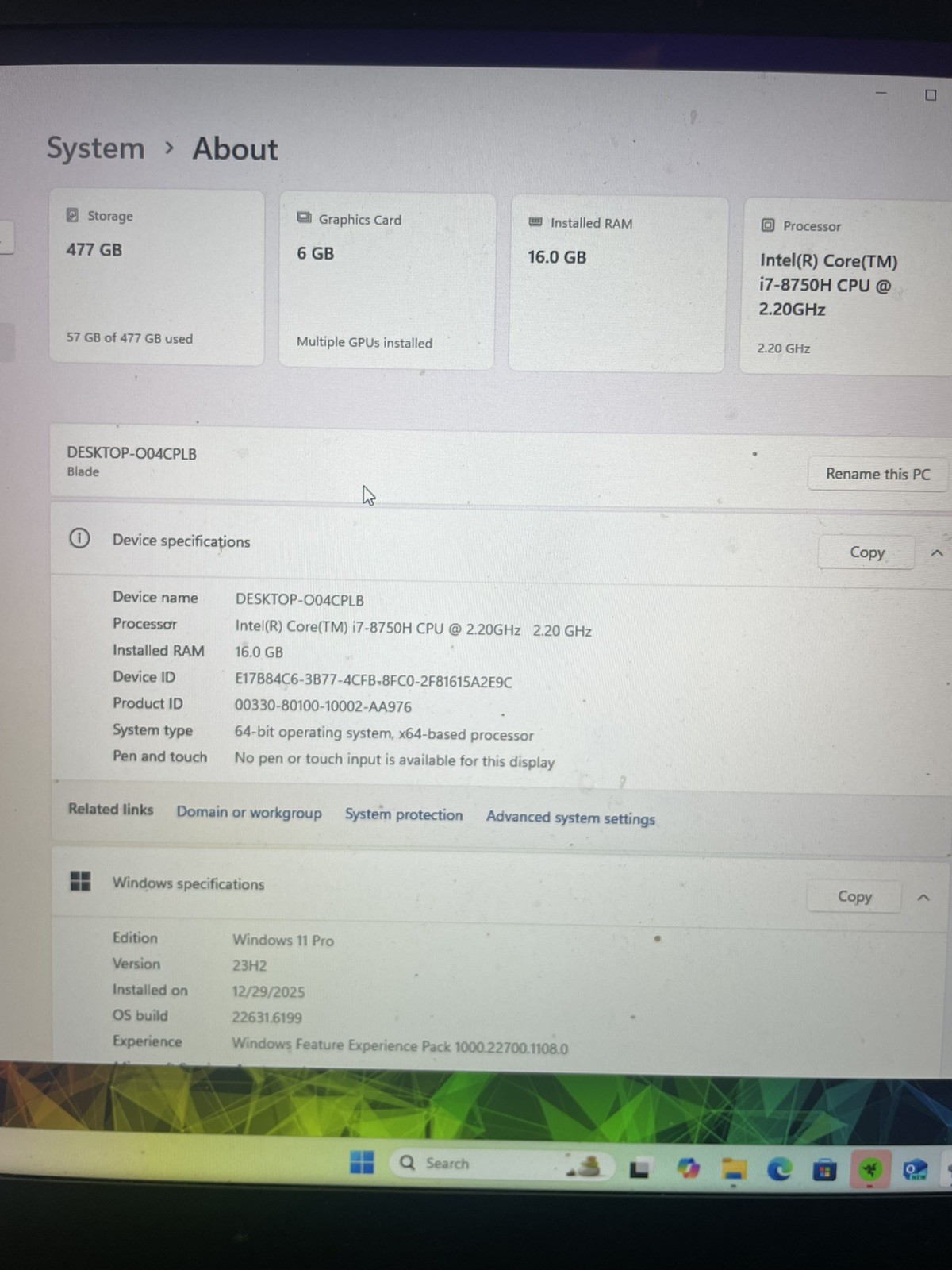Razer Blade 15 i7-8750H 16GB RAM 512GB SSD NVIDIA GeForce GTX 1060 RZ09-02385E92