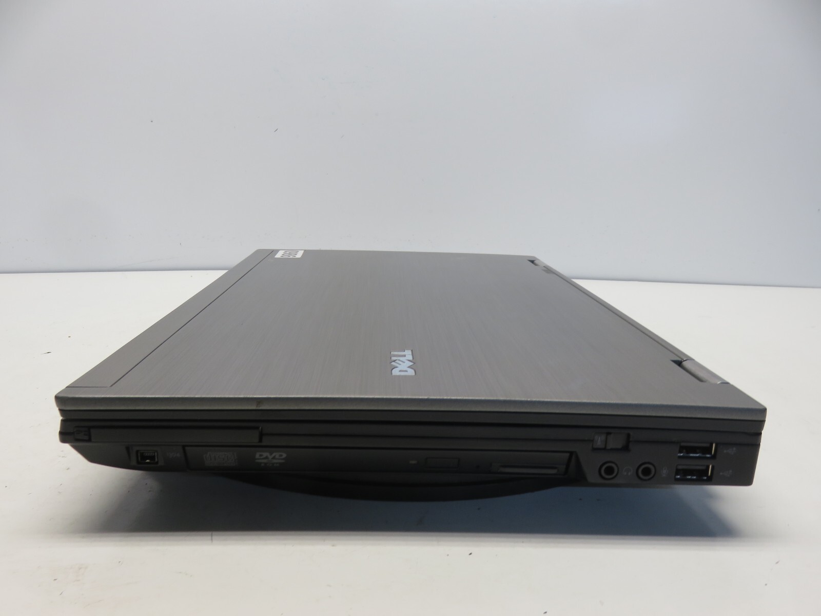 Dell Latitude E6410 Intel Core i5 CPU M 520 2.40GHz 2GB 500 GB WIN XP