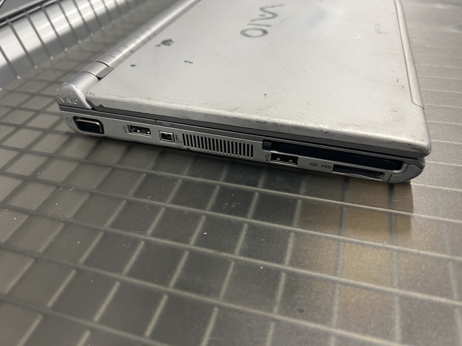 RARE SONY VAIO VGN-T92S PCG-4E1N XP Laptop AS IS
