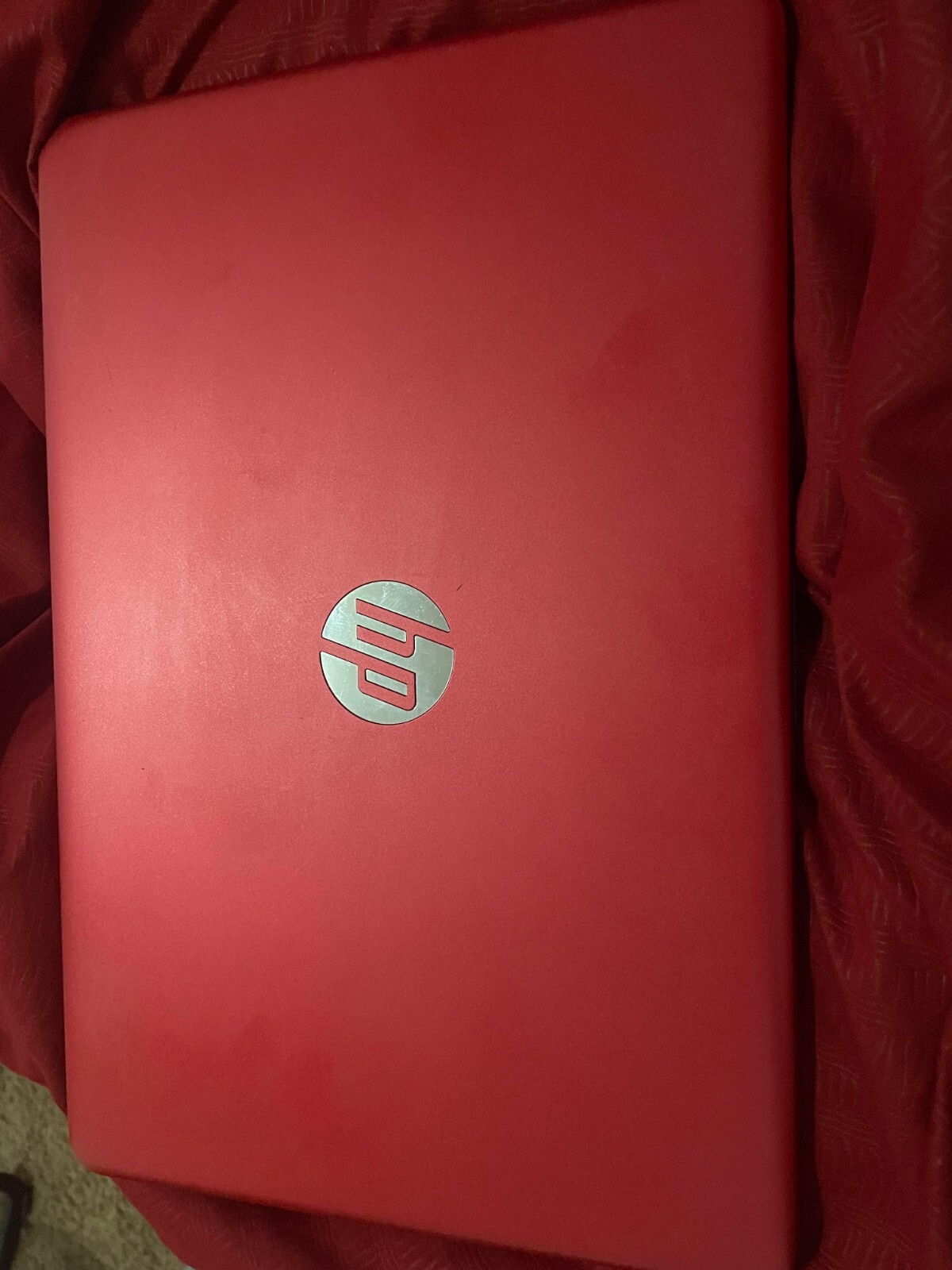 HP 15-dw0083wm (Red edition, Intel(R) Pentium(R) Silver, Windows 11 Home, 4GB)