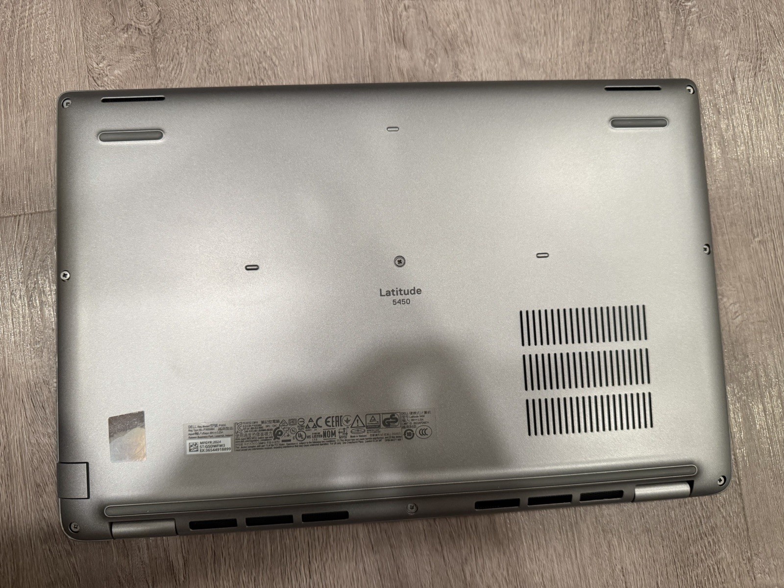 Dell Latitude 5450 Laptop – Core Ultra 5 125H, 32GB, 238GB SSD, Silver