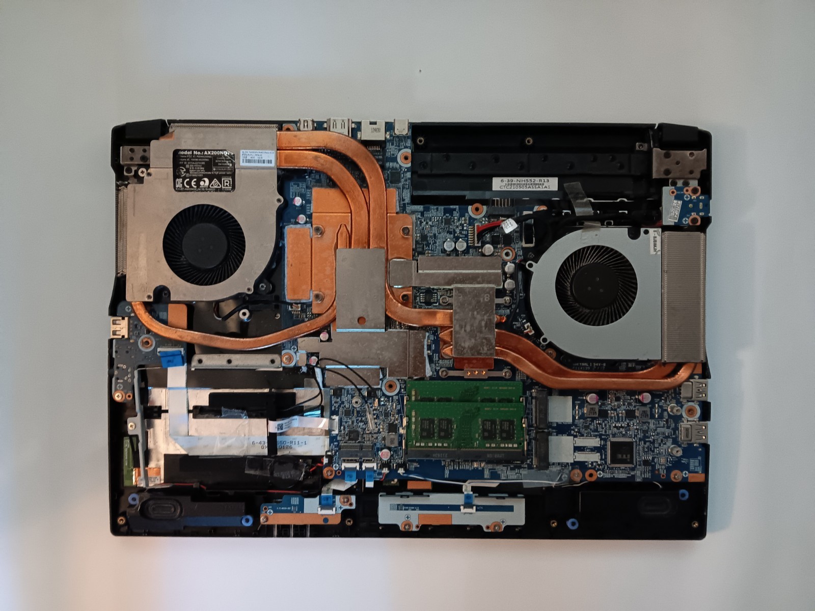 Gigabyte A5 X1 Gaming Laptop PC – For Parts