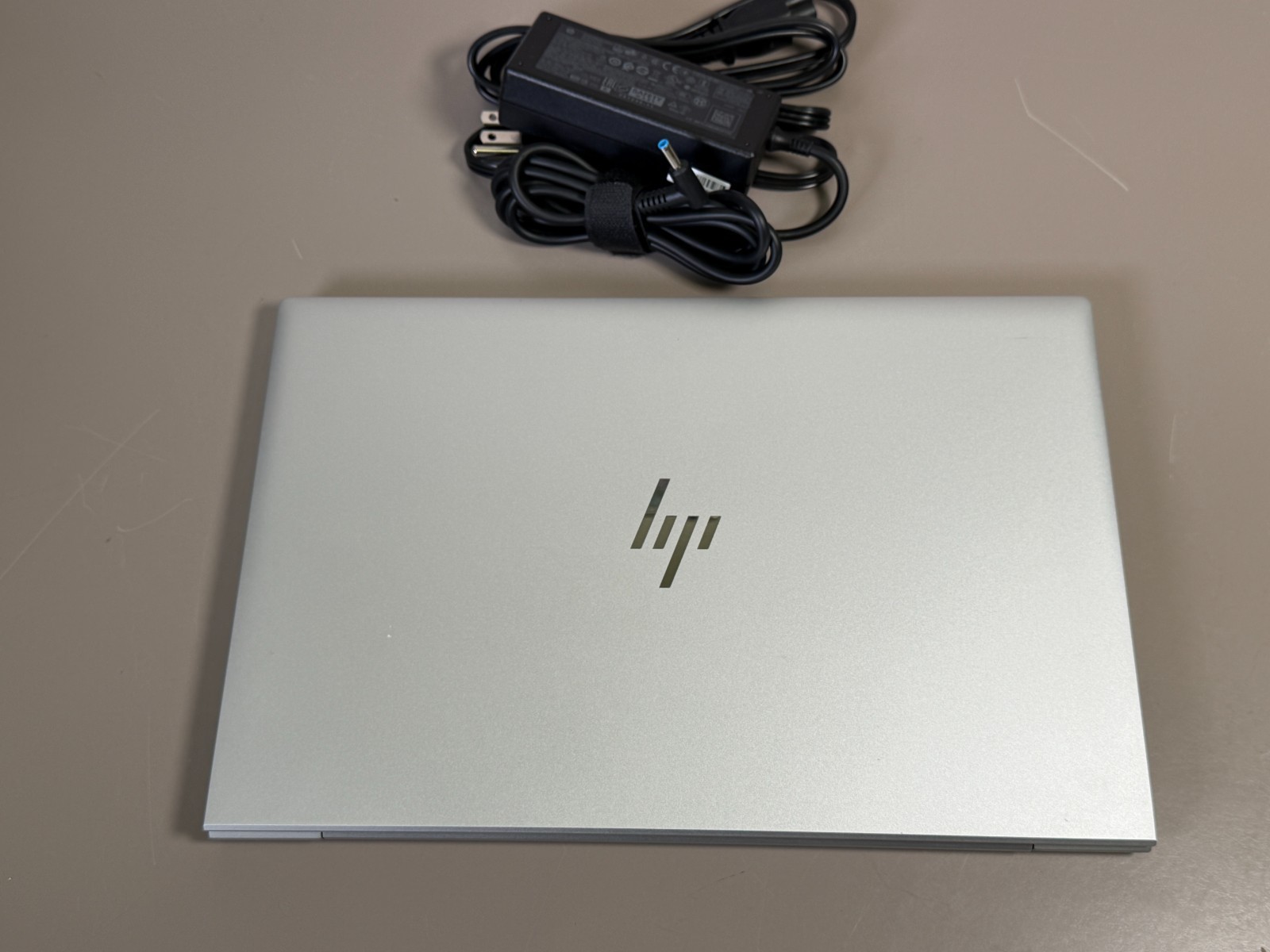 HP ELITEBOOK 840 G8 CORE i7-1185G7 3.0GHz 32GB 512GB SSD WIN11 PRO 14″ LAPTOP