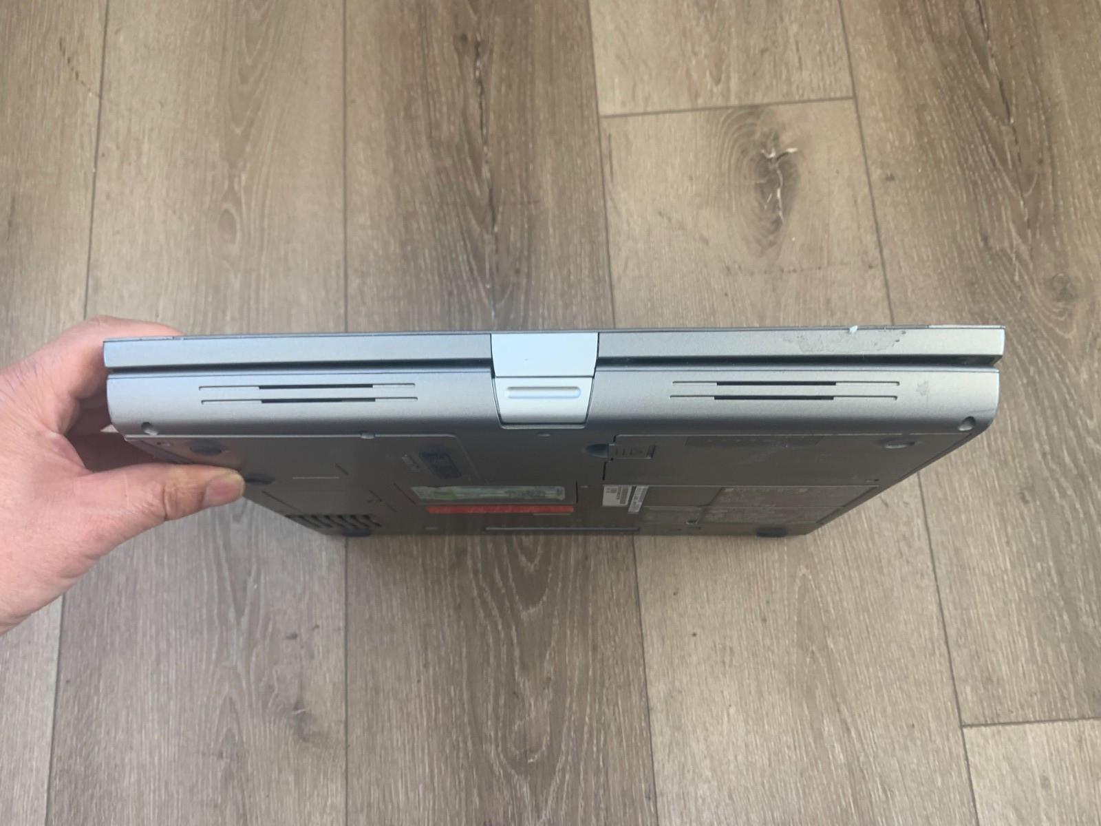 Dell Latitude D610 14″ Intel Pentium M 2.13GHz 1GB RAM 60GB HDD Win XP Pro