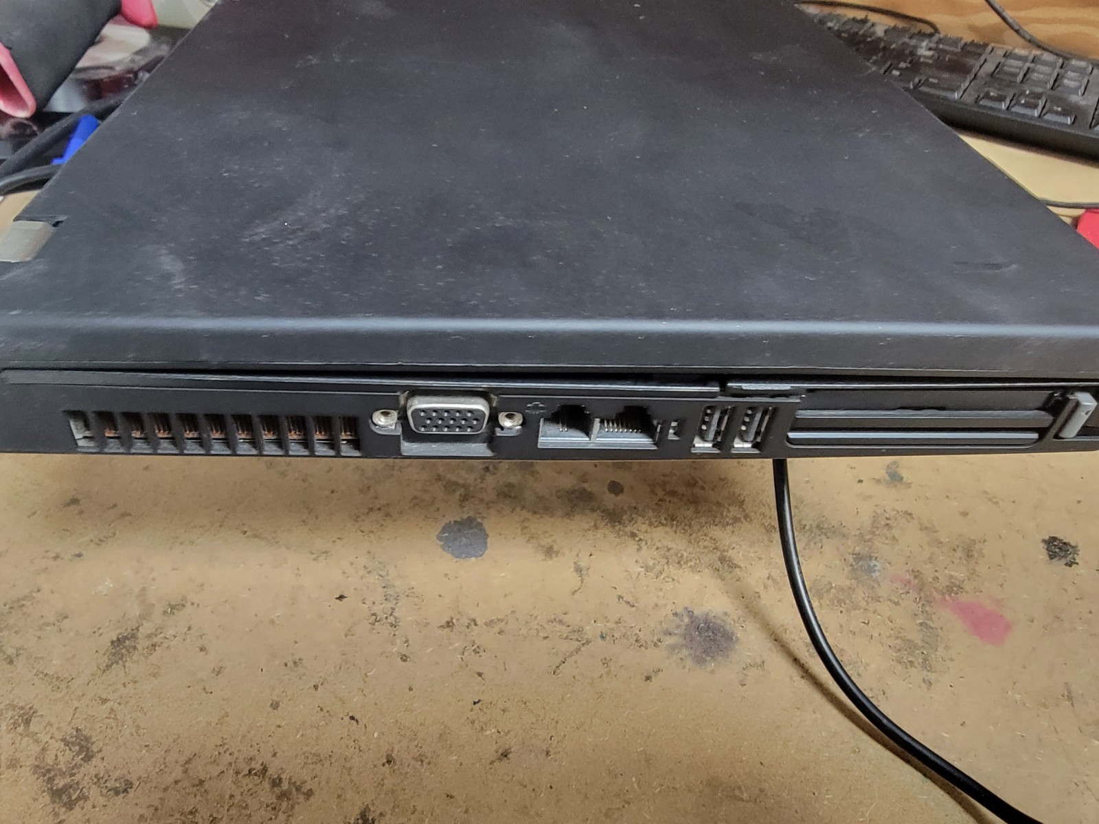 Lenovo T61 LAPTOP – INTEL CORE 2 DUO – 512MB RAM – PARTS ONLY – SEE DESCRIPTION