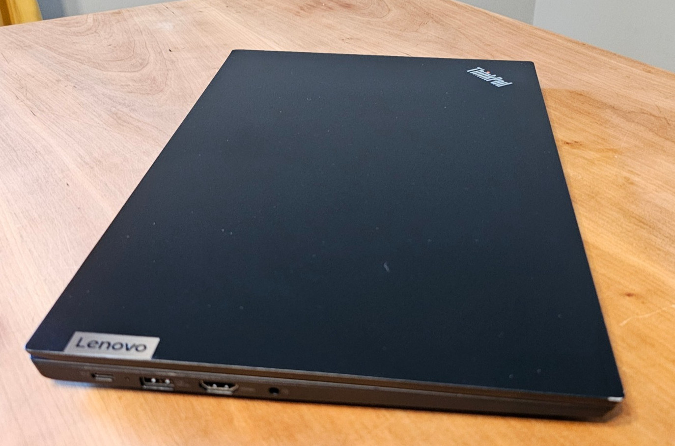 Nice Lenovo E15 Gen 2 i5-1135G7 2.40GHz 8GB 256GB NVMe Full HD AC & 83% Battery