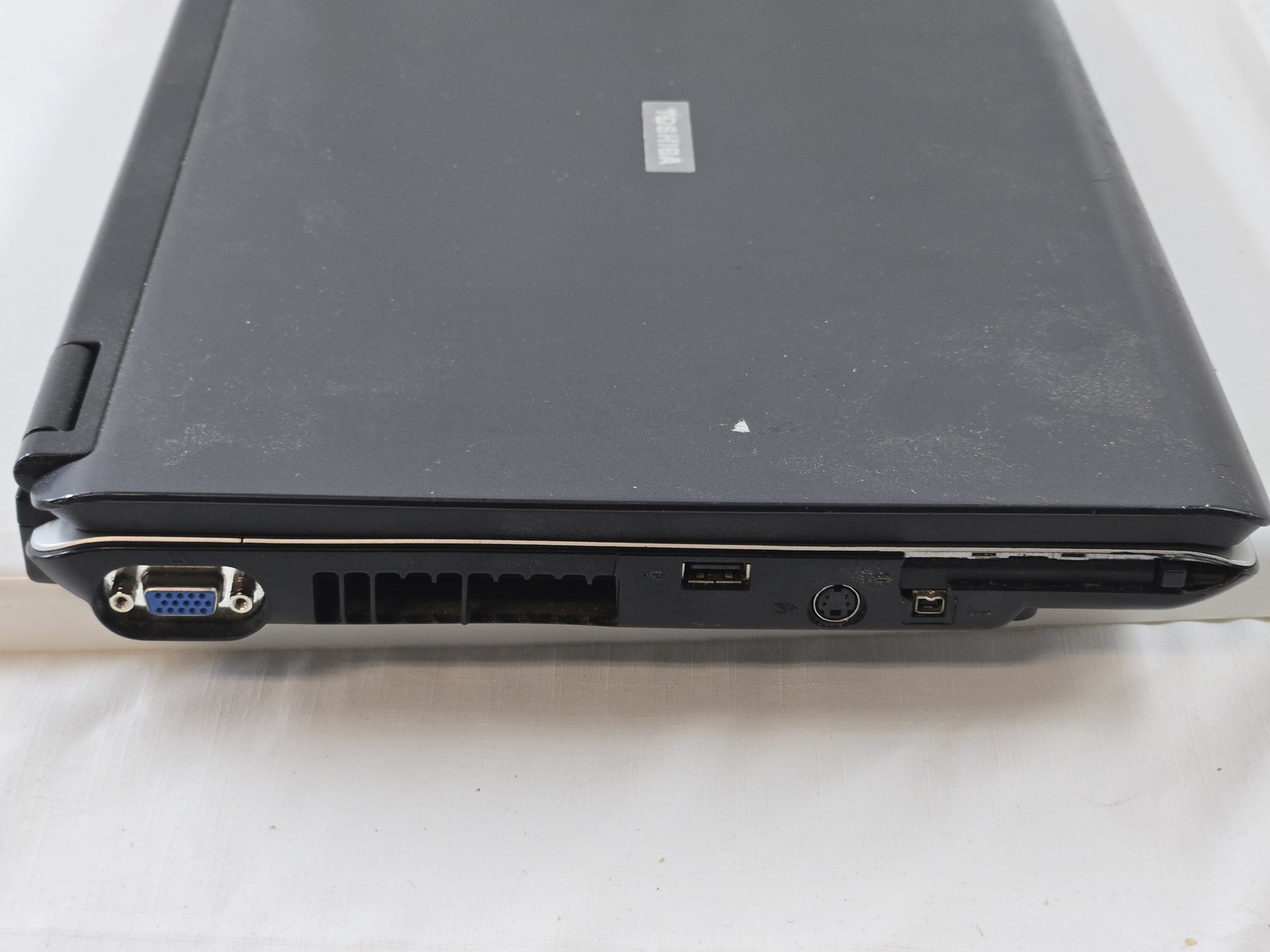 Toshiba Satellite A135-S4527 Laptop / Charger Sold As Parts