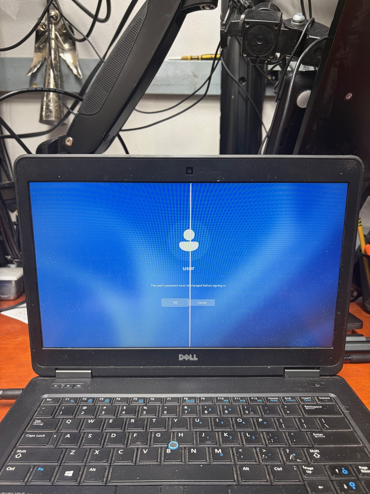 Dell Latitude E5440 Intel Core i5-4310U 8GB RAM 120GB HDD Win 11 Screen Defect