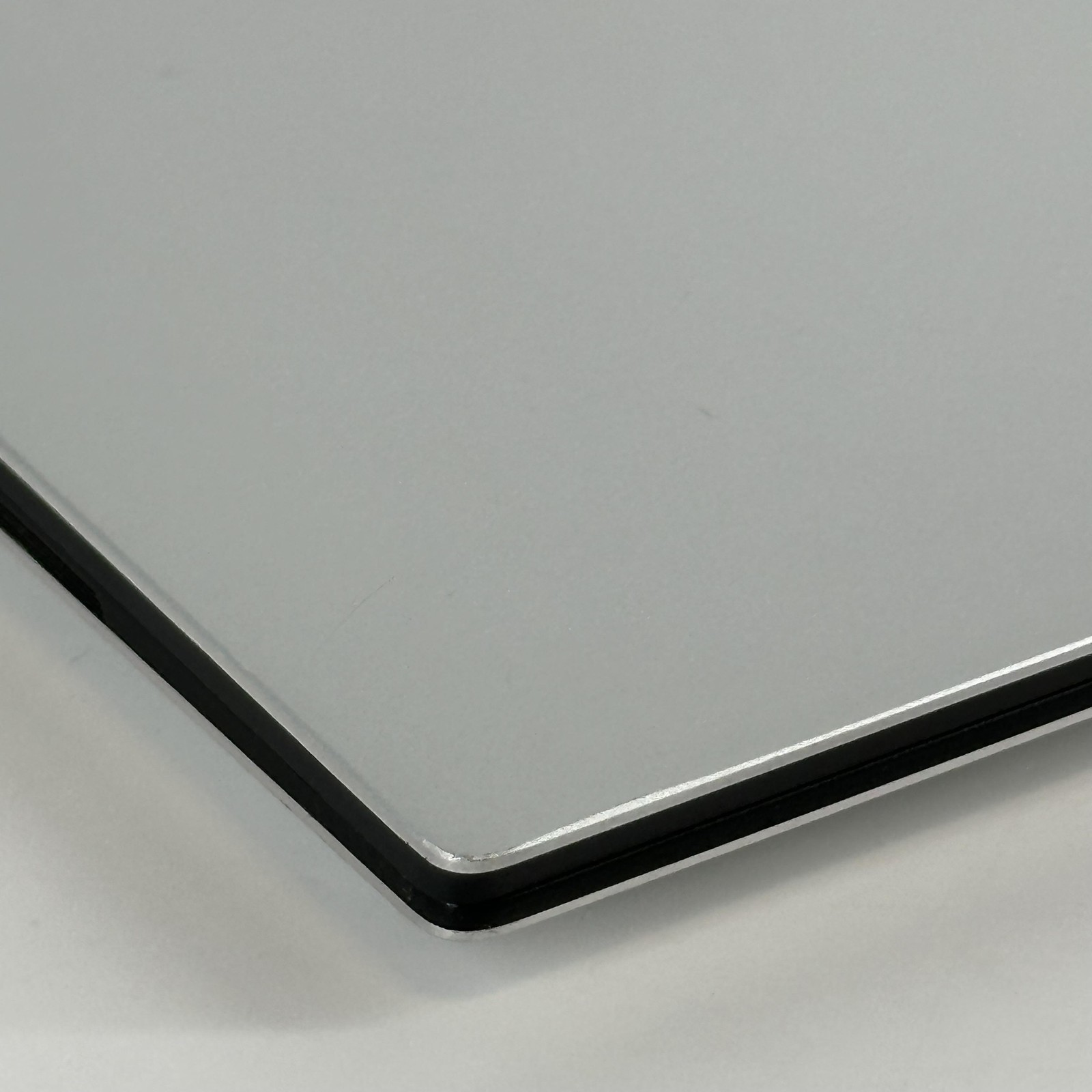 Dell XPS 13 9305 Silver FHD i7-1165G7 2.80GHz 16GB 512GB SSD MINOR FRAME GAP