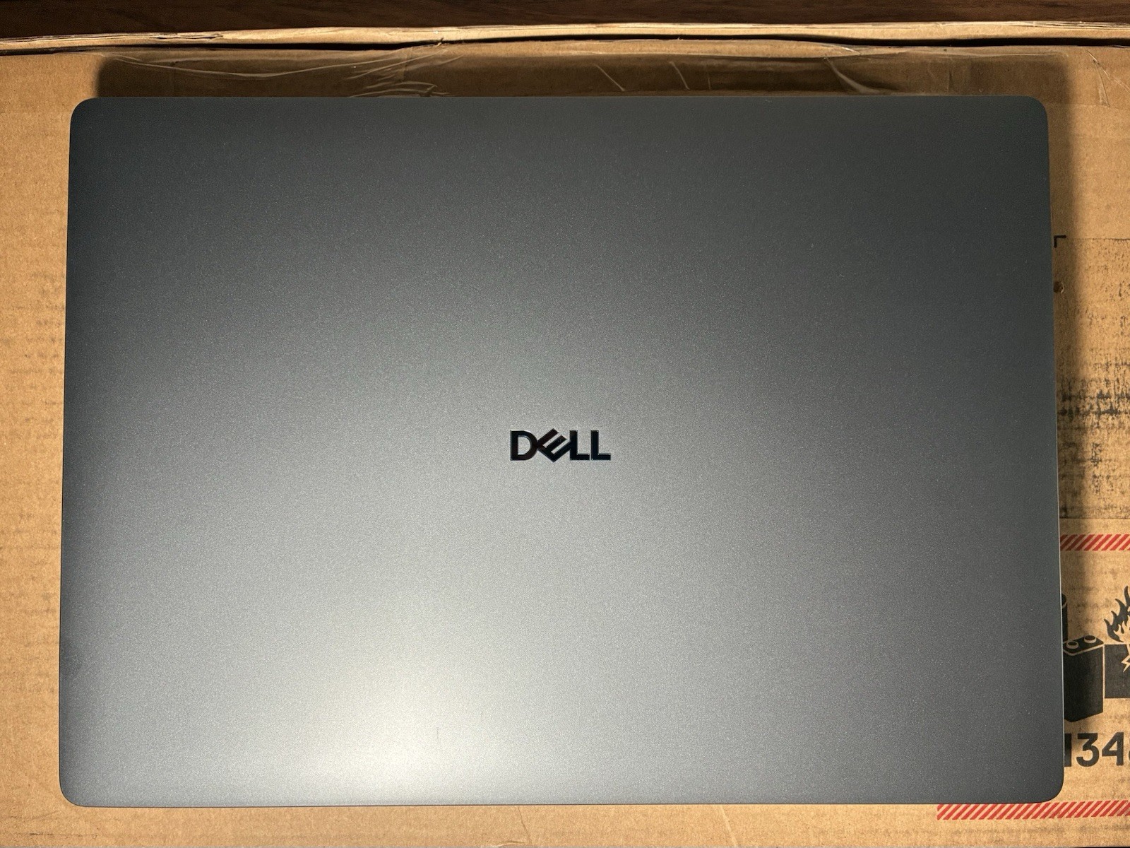 Grade A DELL Pro Max MC16250 Ultra 5 235H 16GB 512GB LTE 16″ FHD+ 2Yrs Warranty!