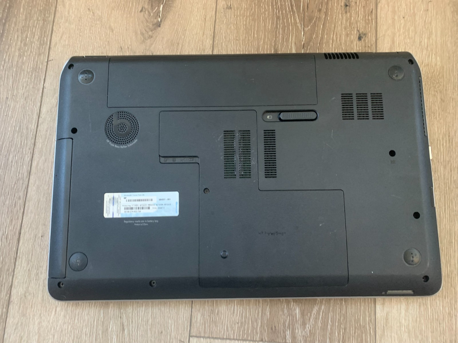 HP Pavilion dv6 15.6″ AMD A6-4400M APU Radeon 2.70GHz 4GB RAM 320GB HDD Win 10
