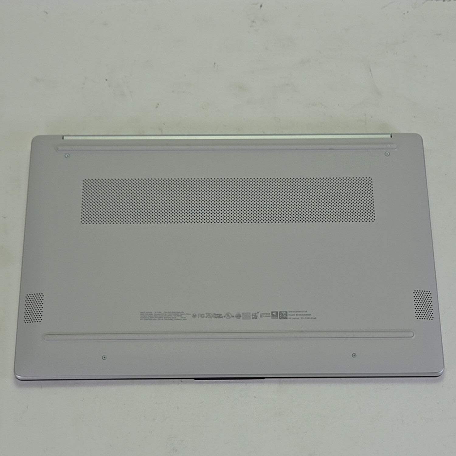 HP Laptop 15-fd0131wm 15.6″ i3-N305 1.8GHz 8GB RAM 256GB SSD