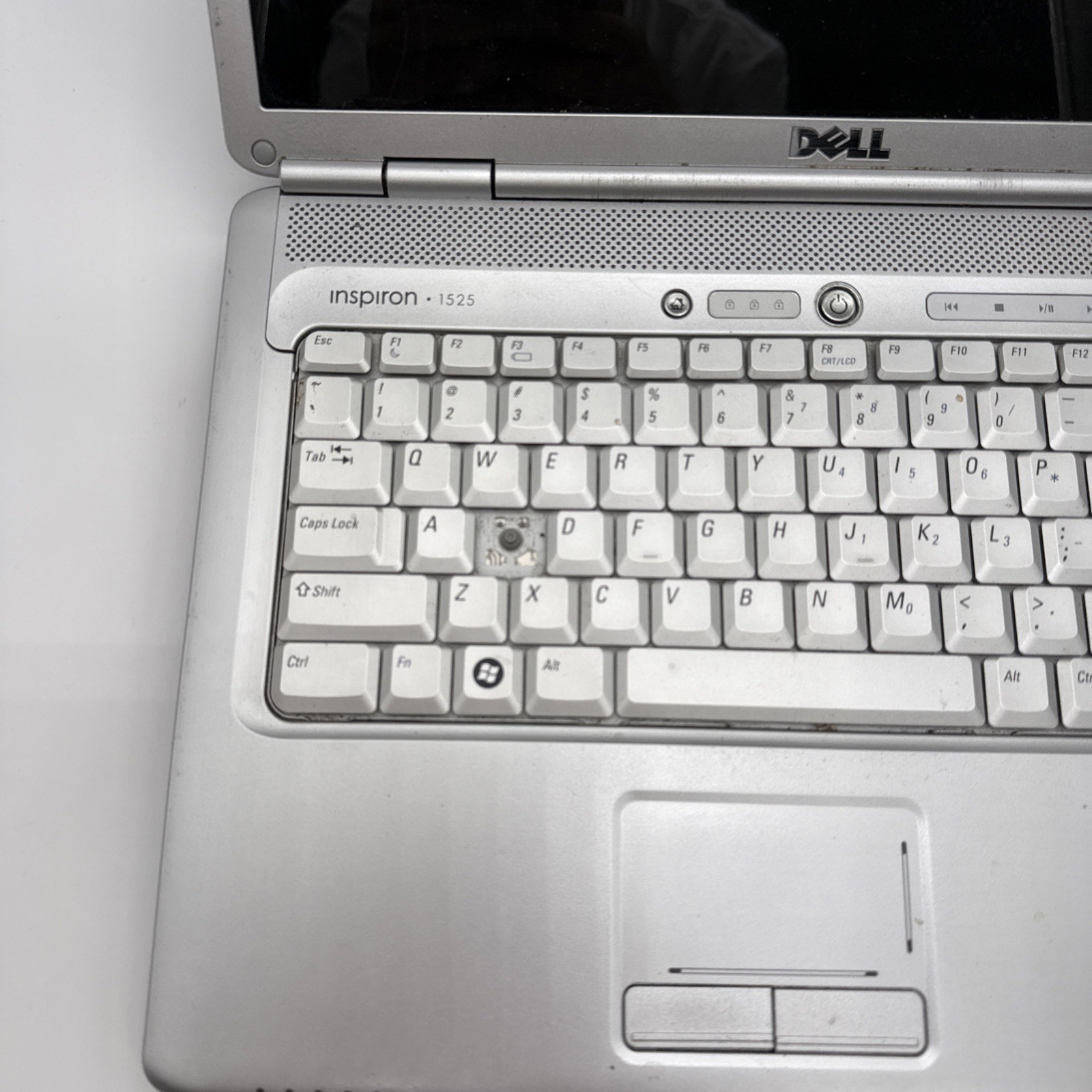 Dell Insprion 1525 intel Cpu 2.16ghz, 4gb ram, 120 HDD, Boot Bios, Batt, No OS