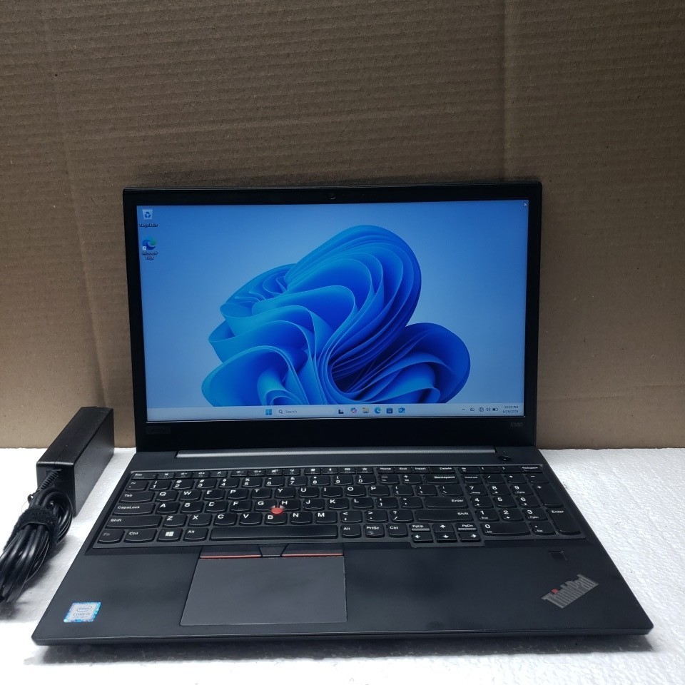 Lenovo ThinkPad E580 Core i5-7200U @ 2.50GHz 8GB RAM 256GB SSD Windows 11 Pro
