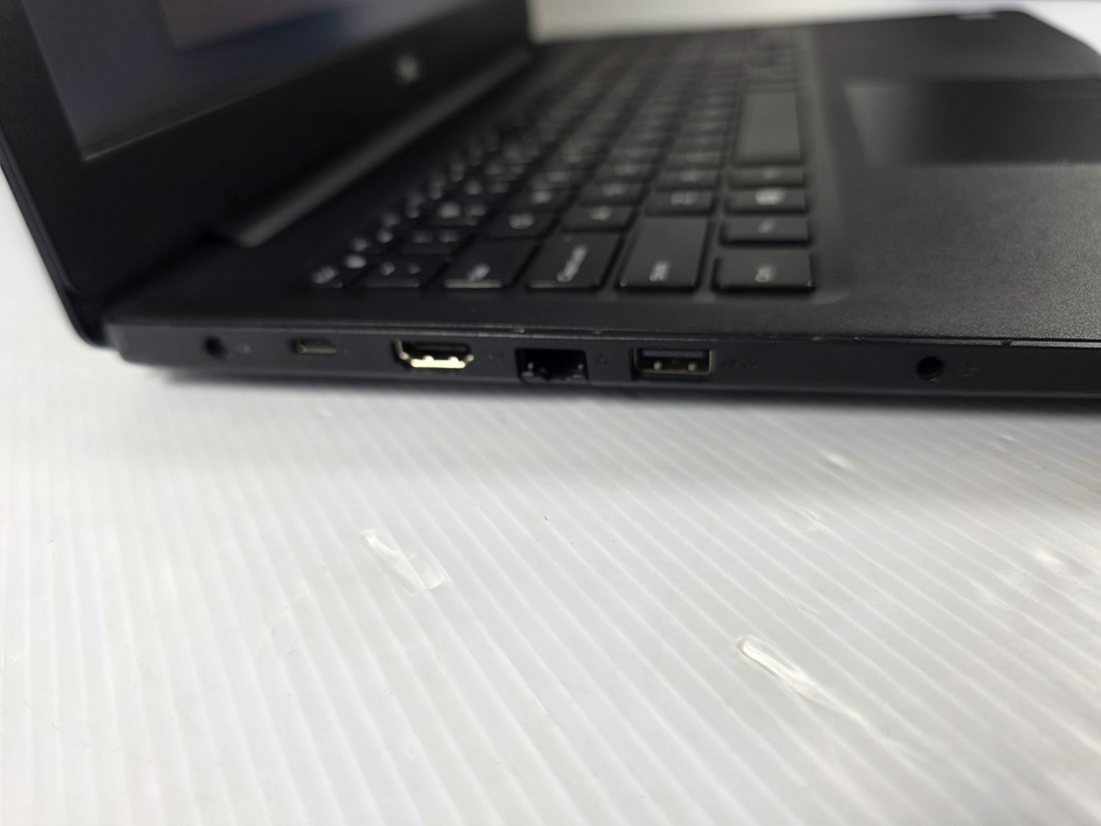 DELL LATITUDE 3590 Laptop I3-6006U 16GB RAM NO HDD