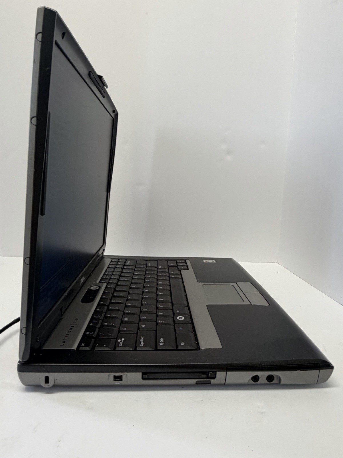 Dell Latitude D530 15″ Core 2 Duo 2.0Ghz Laptop w/ 320GB HD, 3GB Ram, NO Battery
