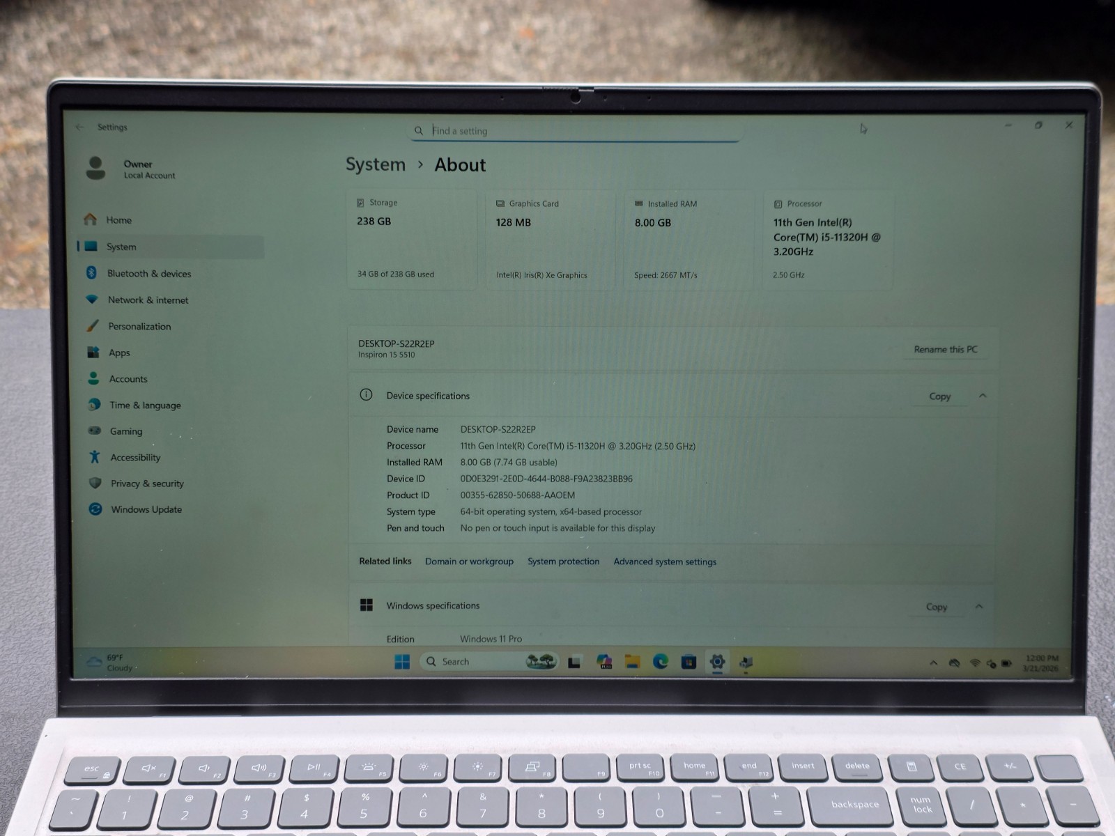 15″ Dell Inspiron 15 5510 – i5-11320H, 8GB, 256GB NVMe M.2 SSD | USB-C Port!!