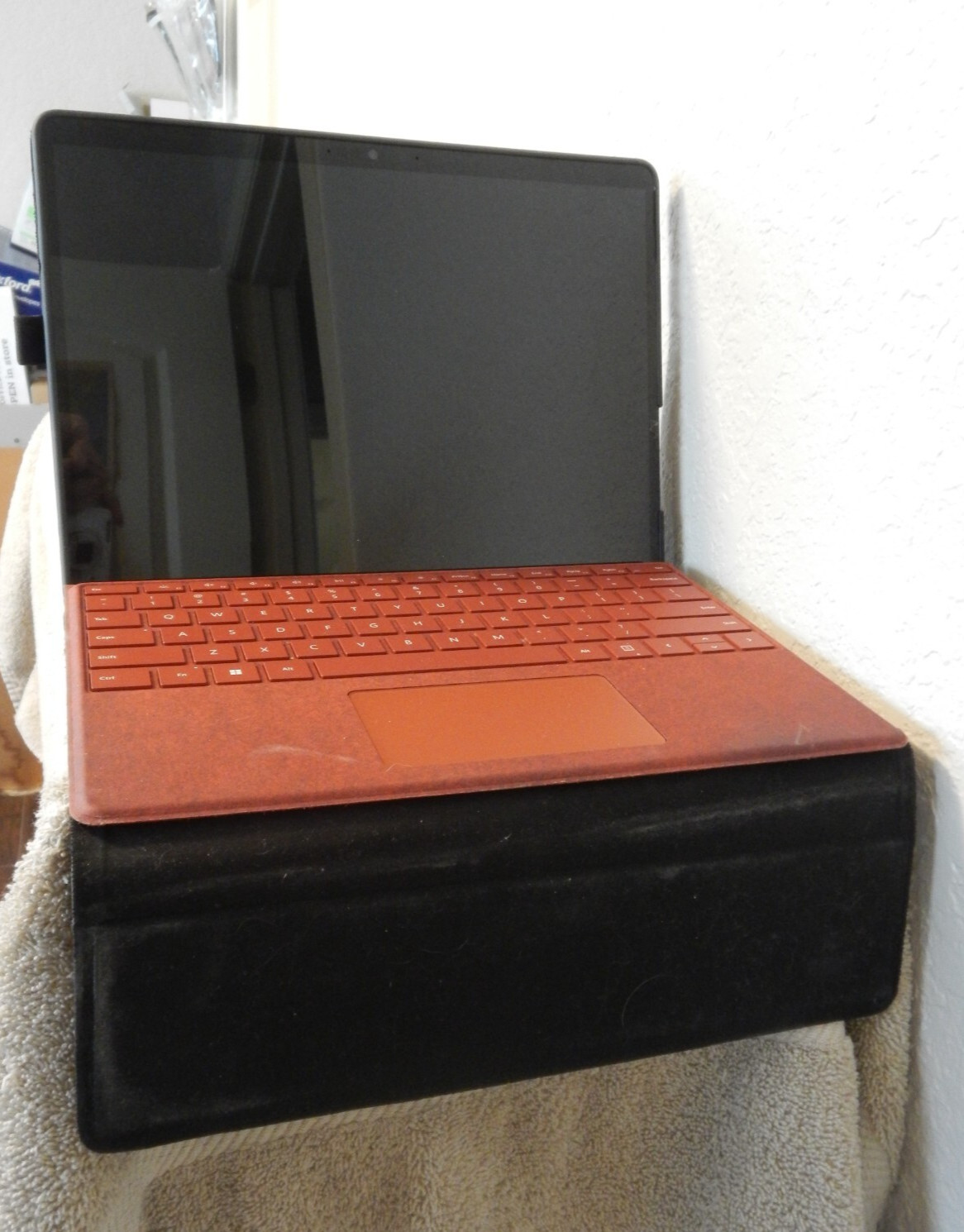 MS SURFACE PRO 8 1983 Intel i5-1135G7 8GB RAM 256GB SSD W-11 Chgr KB Case *READ*