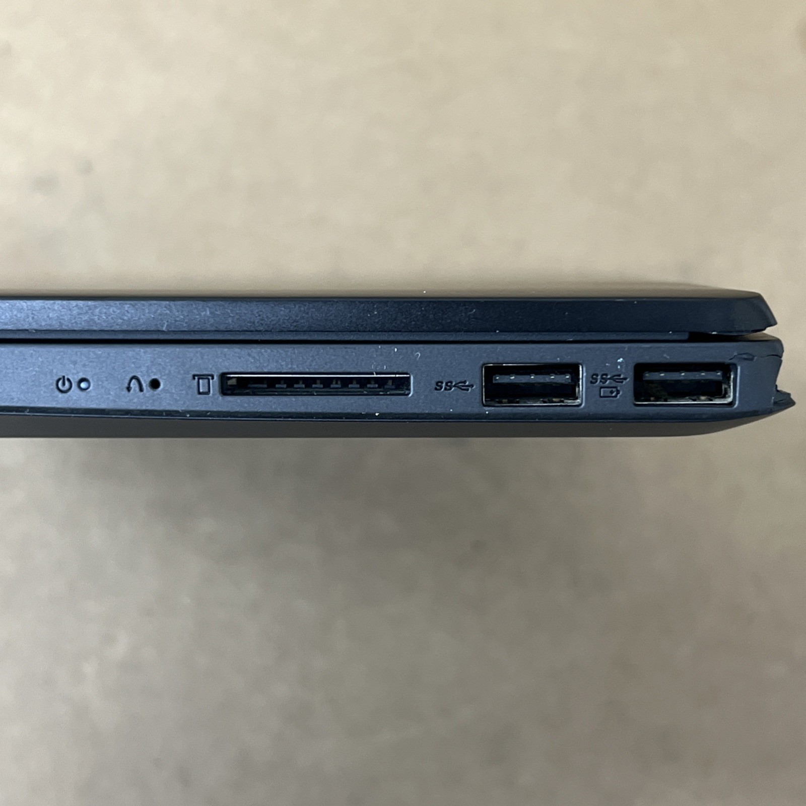 Lenovo IdeaPad S340-IIL Touch i3-1005G1 8GB Ram 256GB – Fair *For Parts, Read*